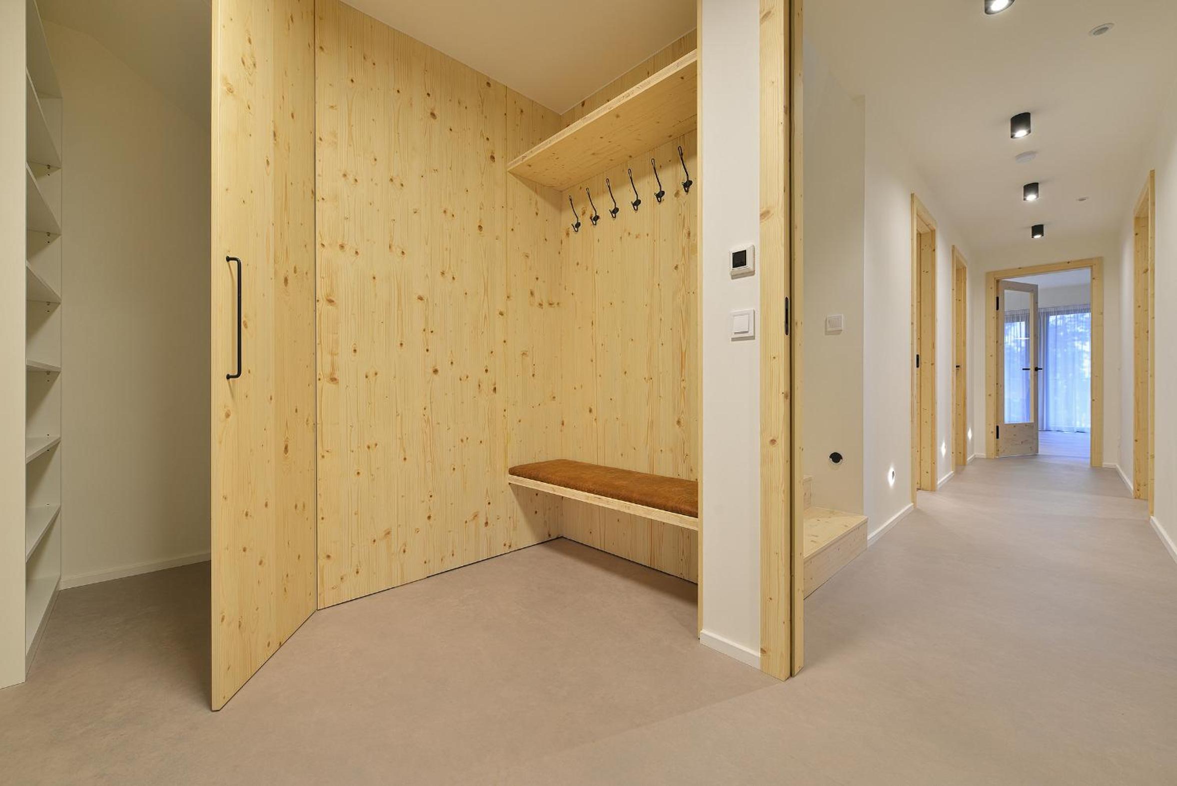 Deluxe Four-Bedroom Maisonette Apartment  - Photo 22