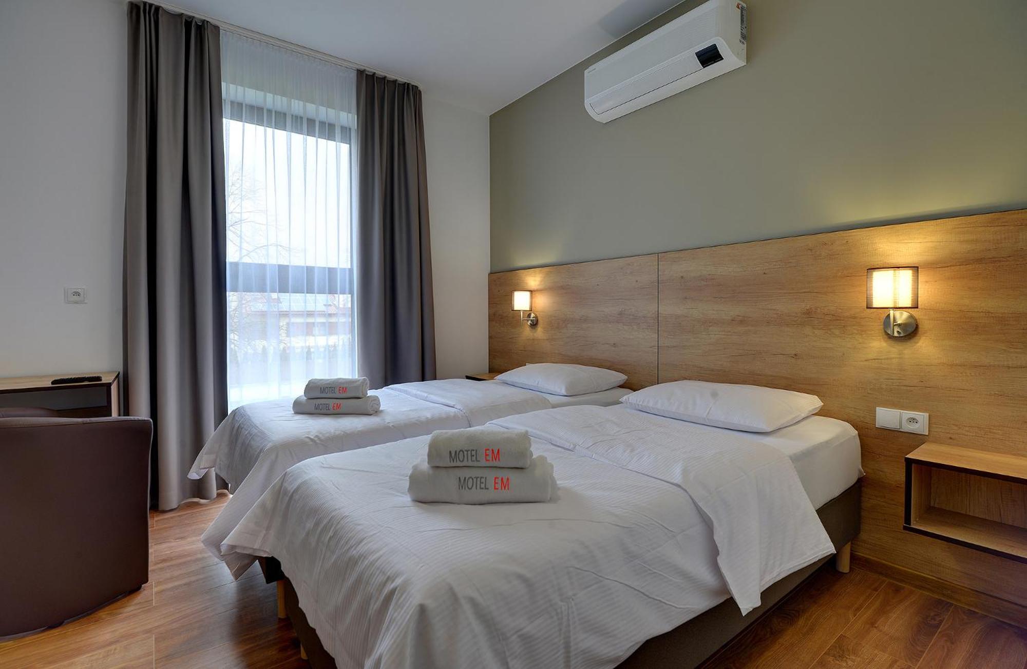 Double or Twin Room - Photo 1