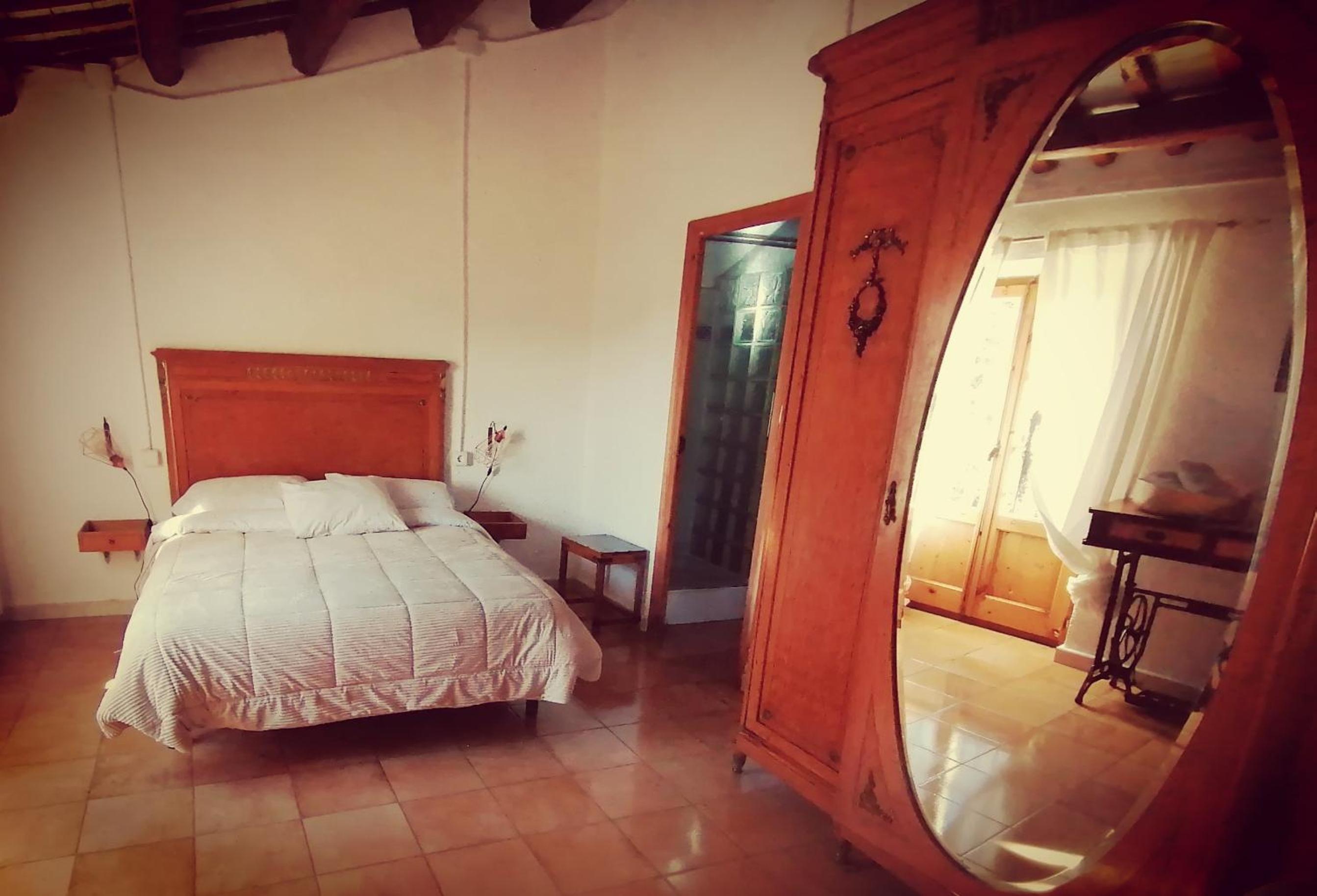 Habitación Doble con Baño Privado
