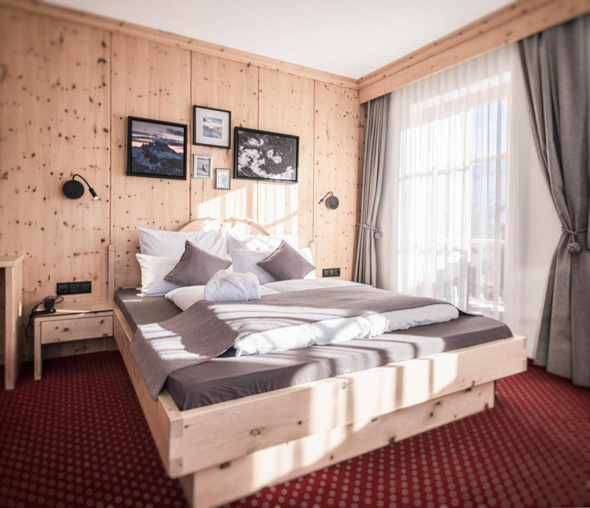 Double Room with Mountain View