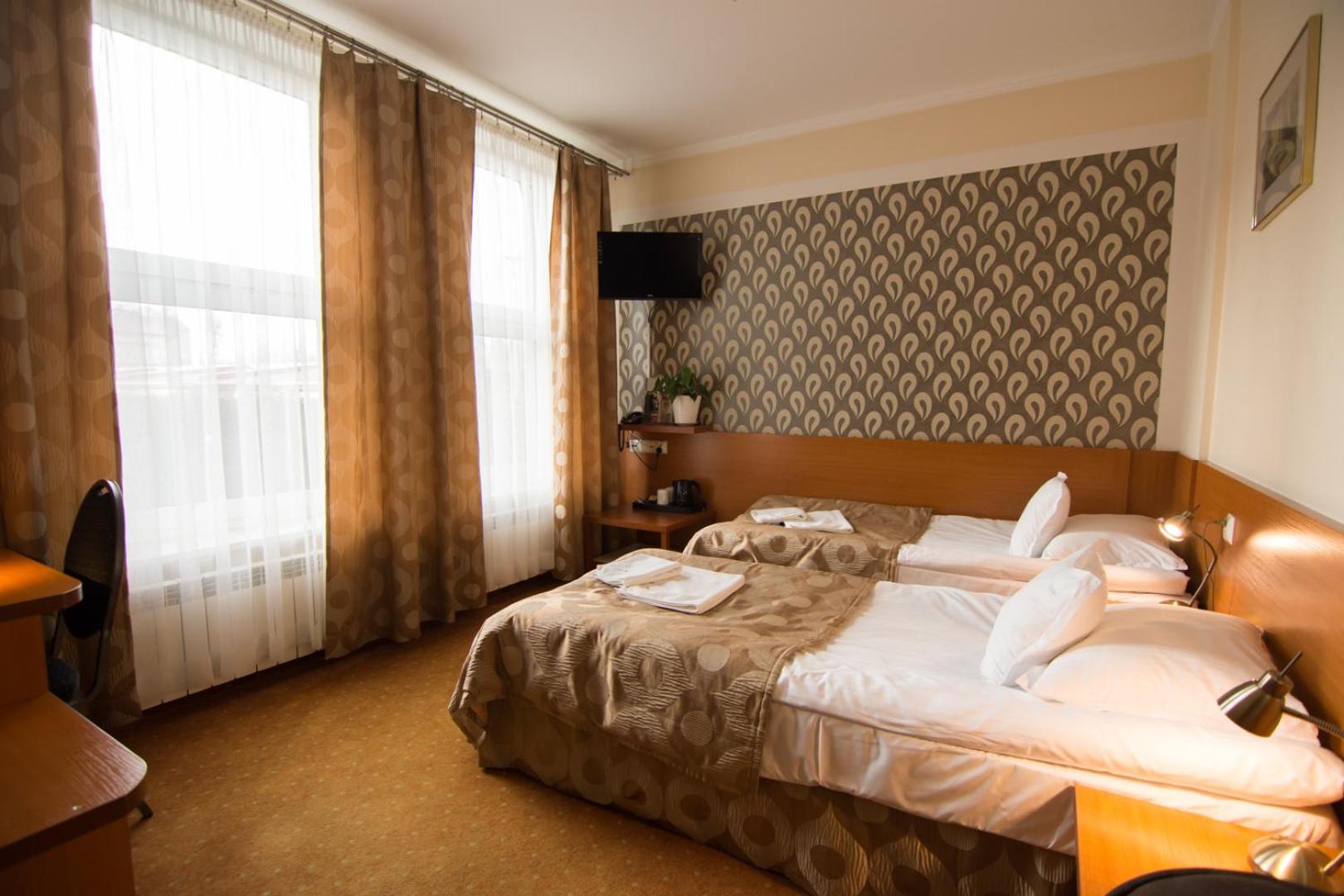 Double or Twin Room - Disability Access - Photo 3
