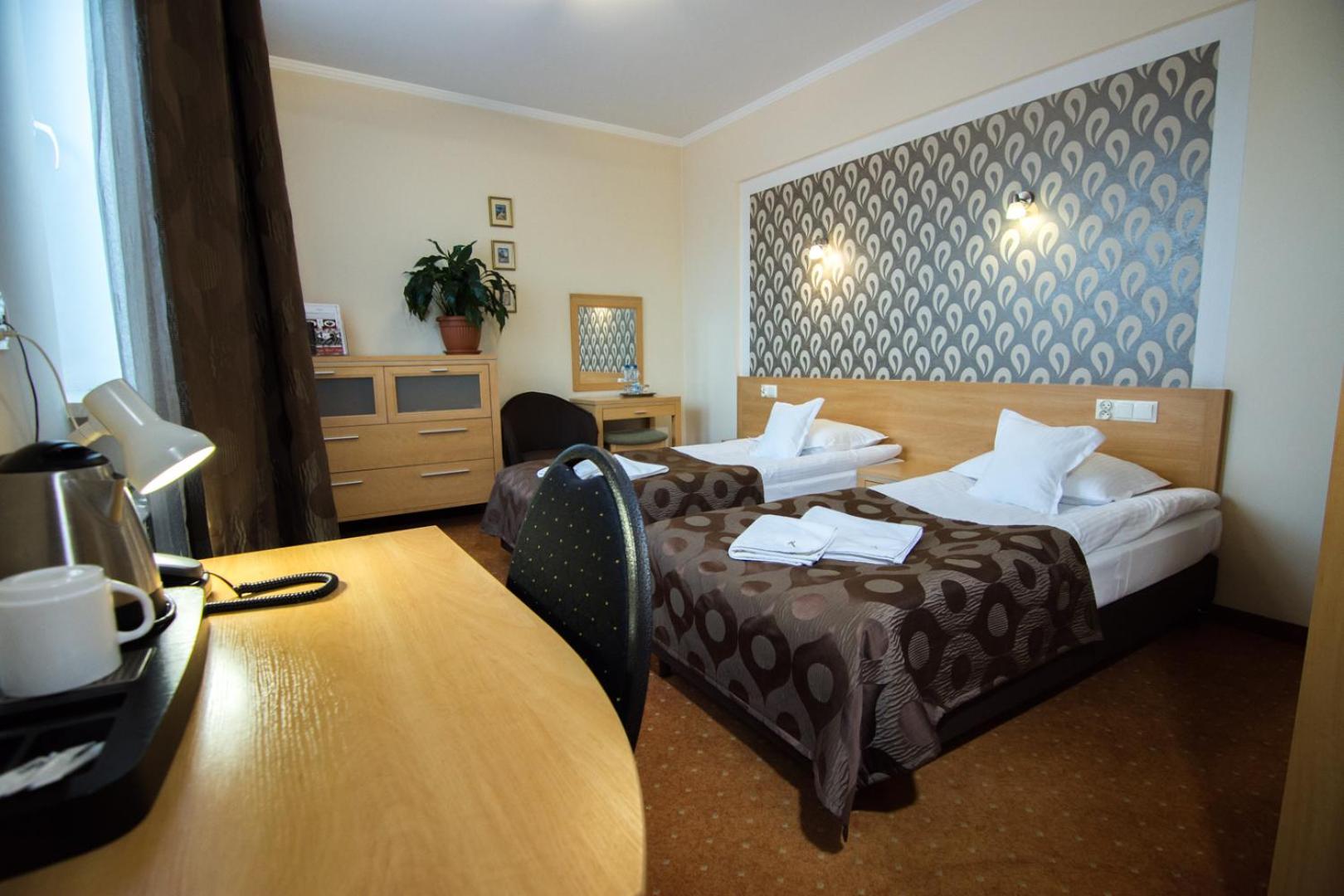 Twin Room - Photo 1