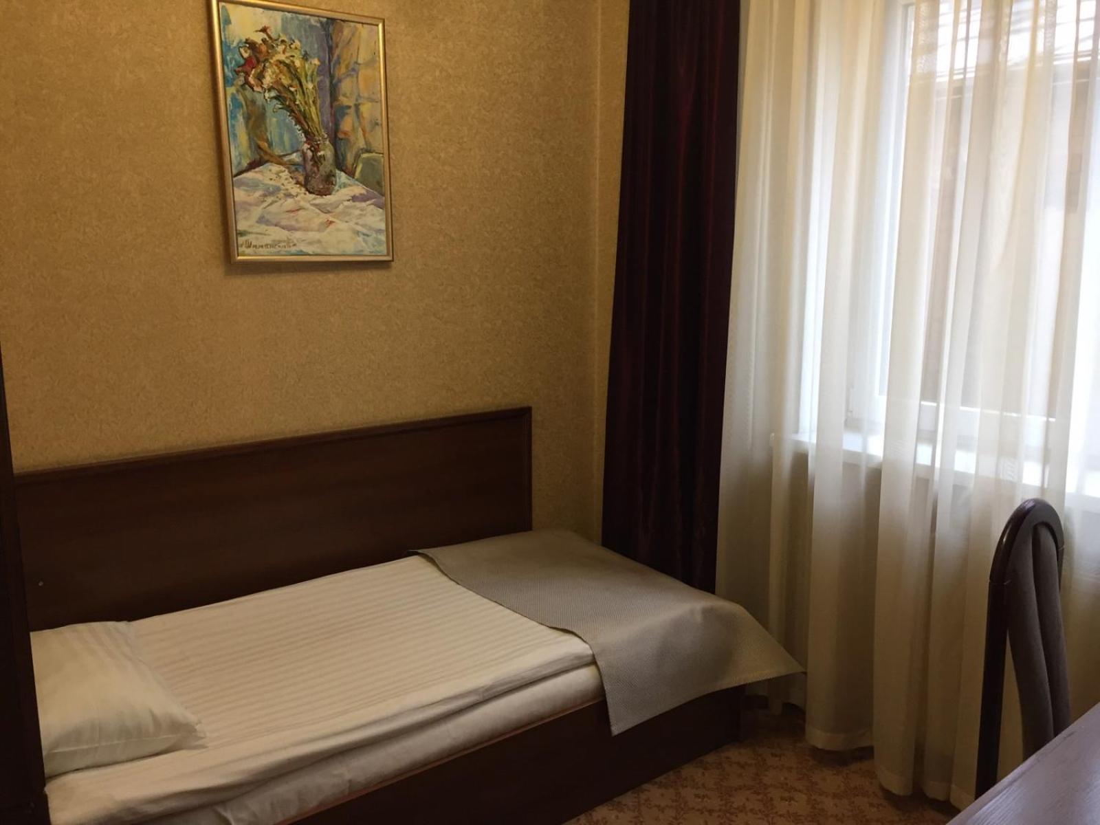 Small Single Room photo 1