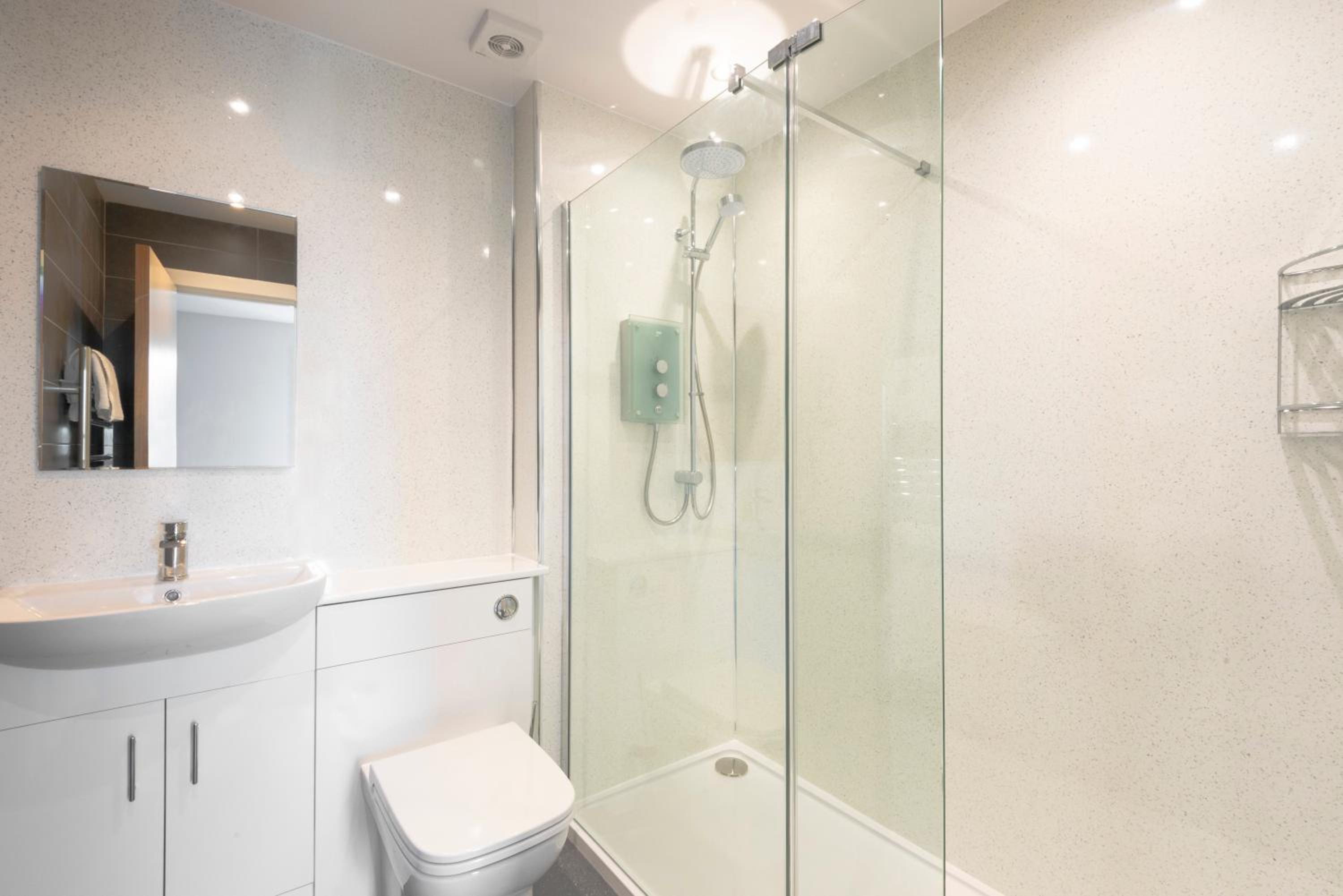 Two-Bedroom Villa With Shower - No Dogs Permitted photo 3