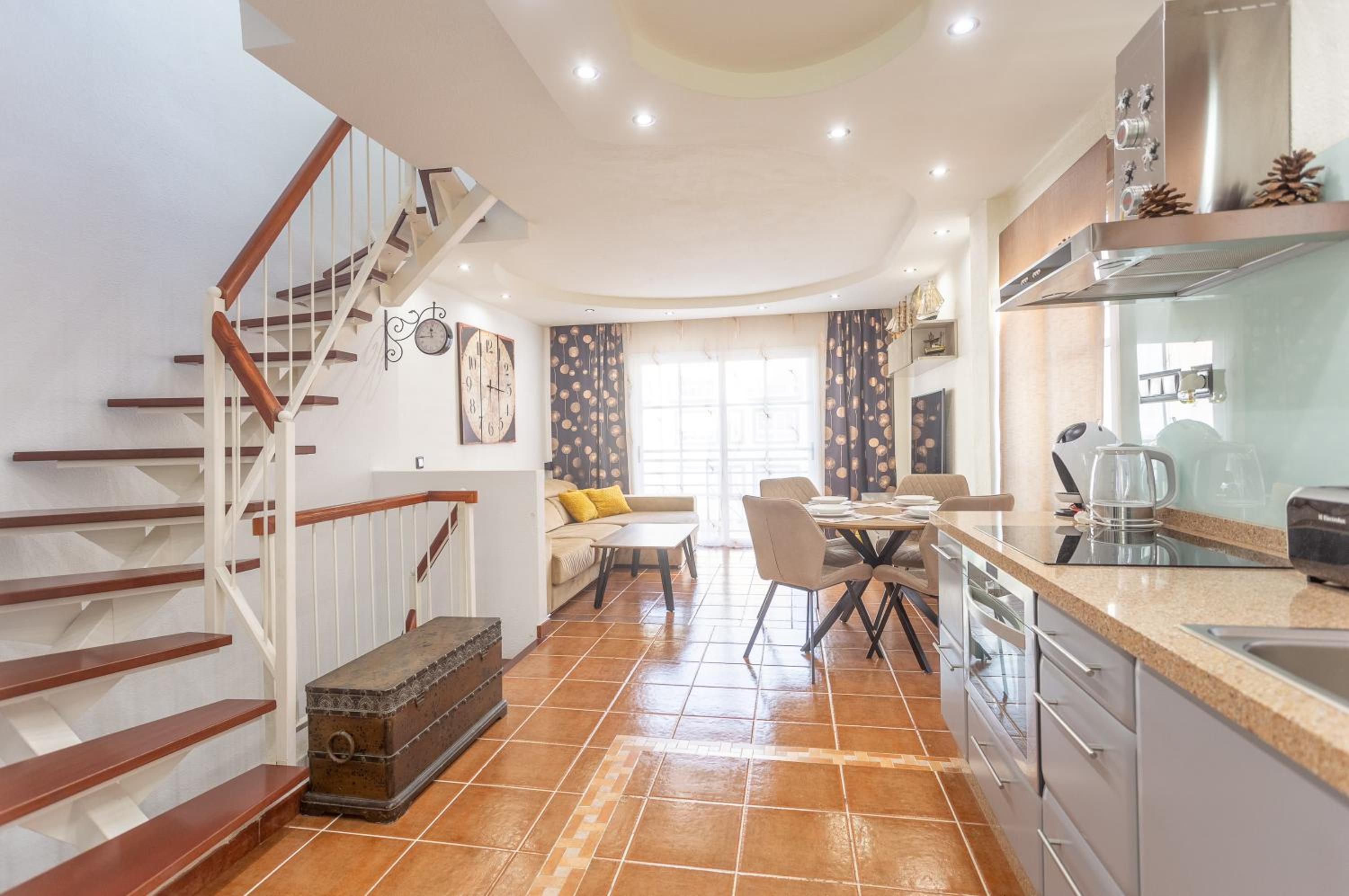 Apartamento con vista a la piscina