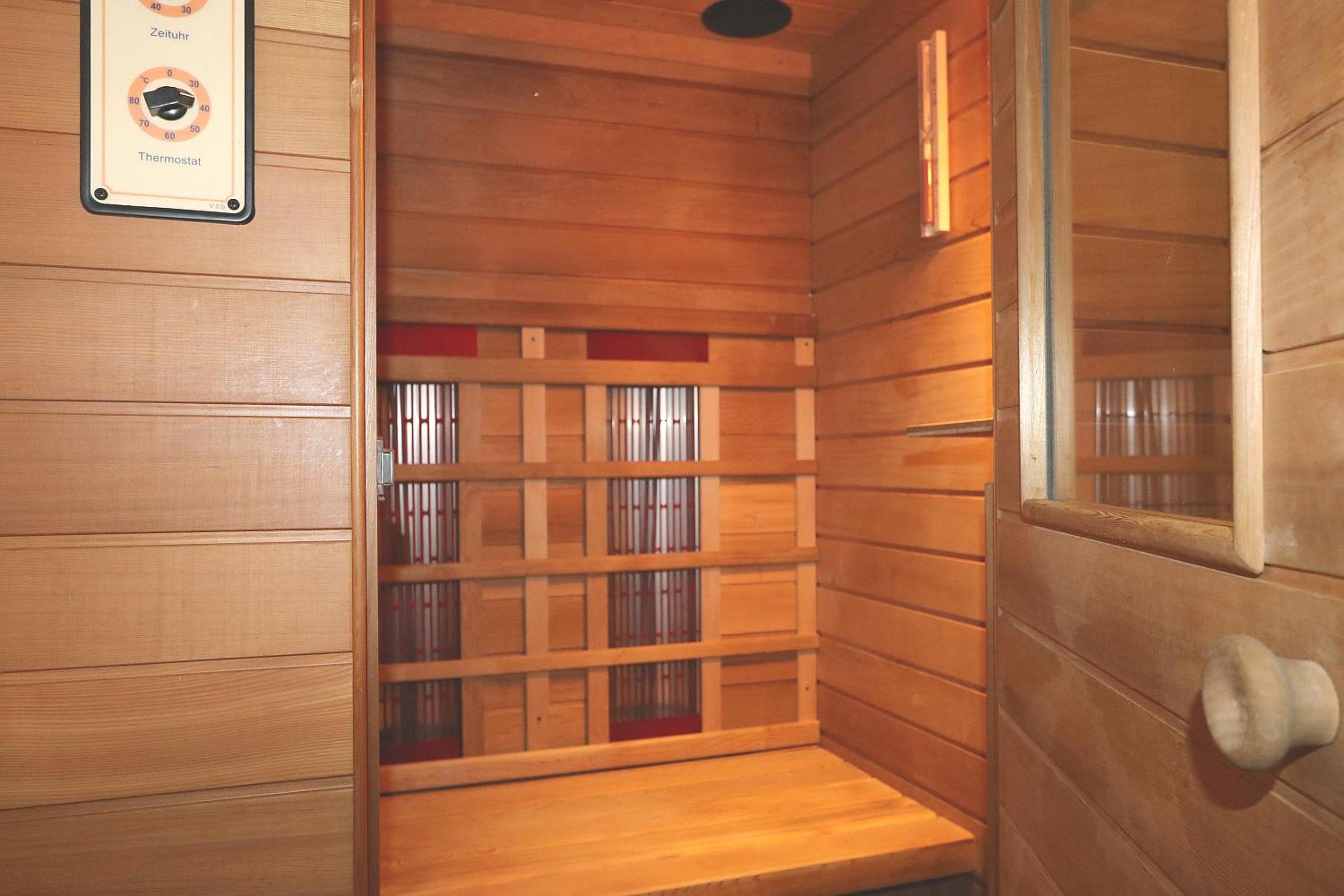 Three-Bedroom House - Photo 4