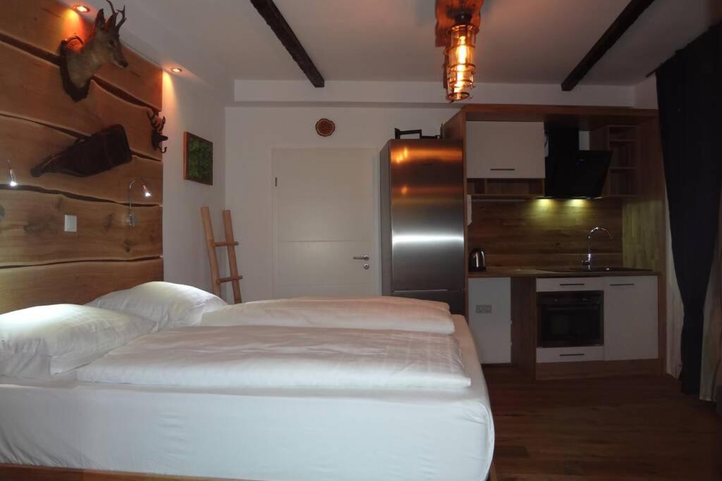 One-Bedroom Apartment photo 3