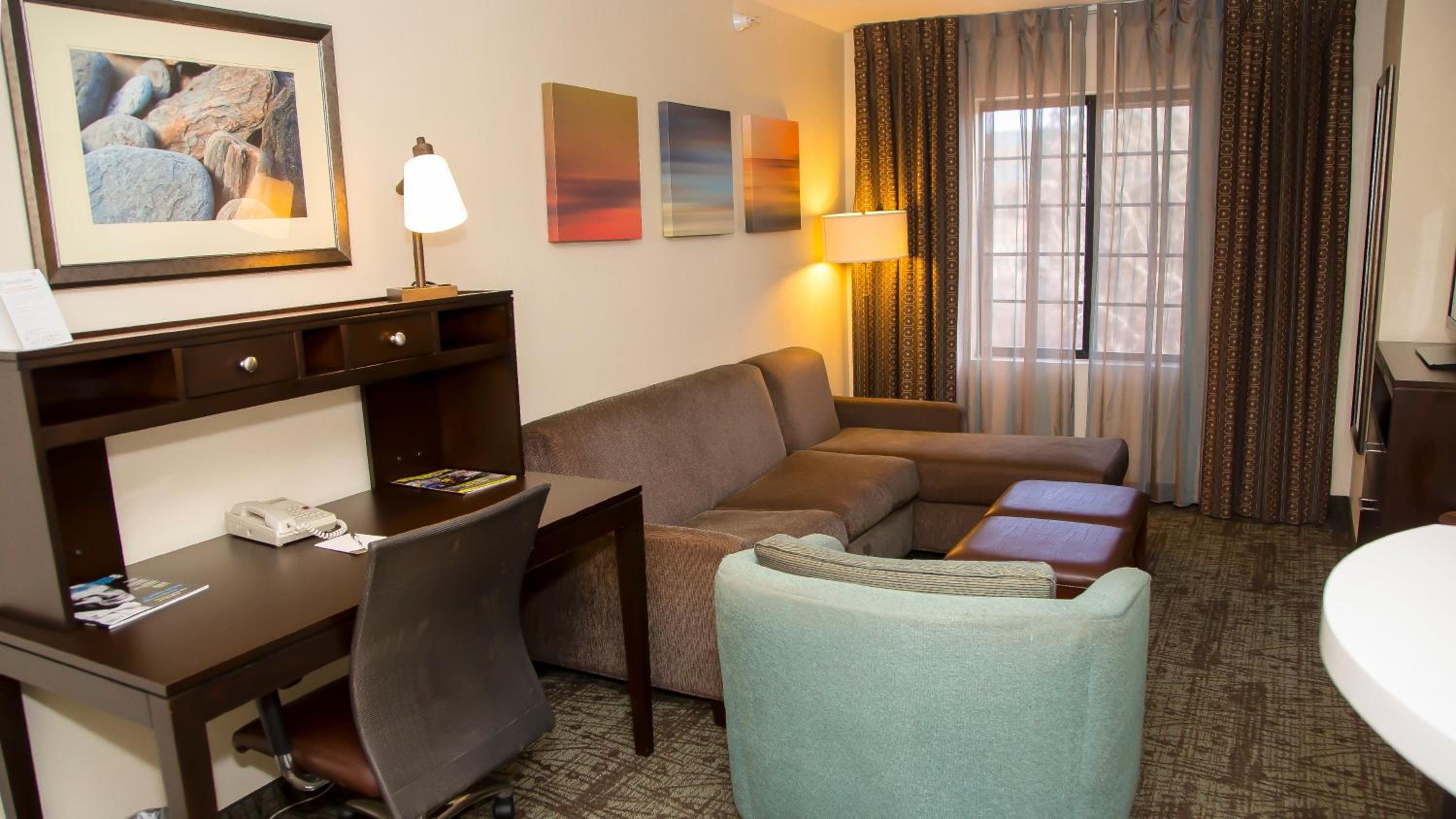 One-Bedroom Suite with Two Double Beds - Photo 1