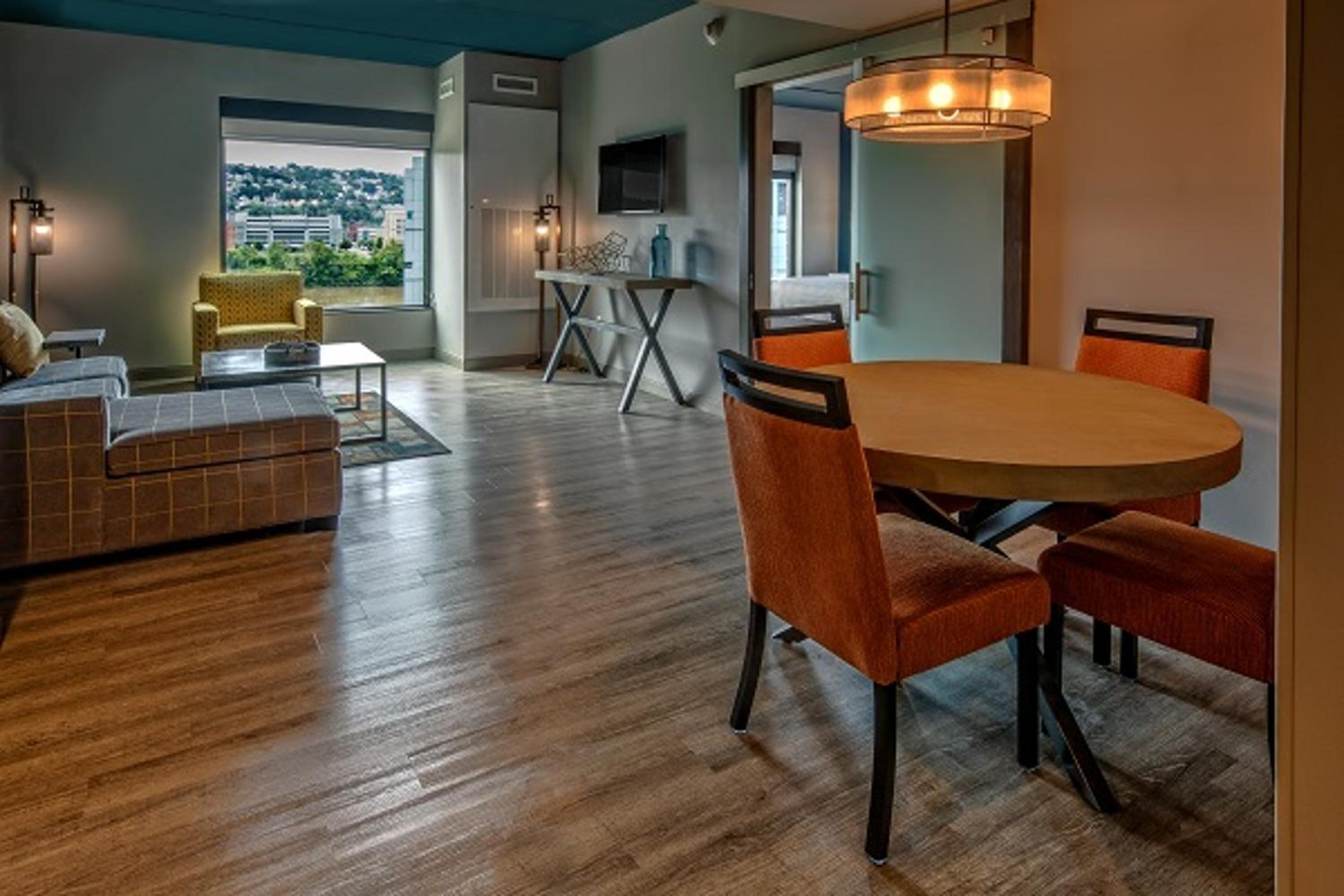 One-Bedroom Suite