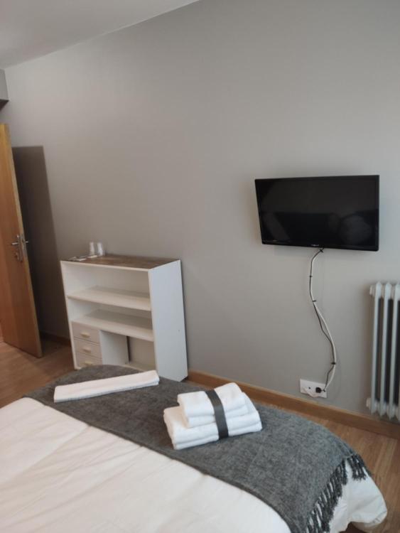Budget Double Room - Photo 1