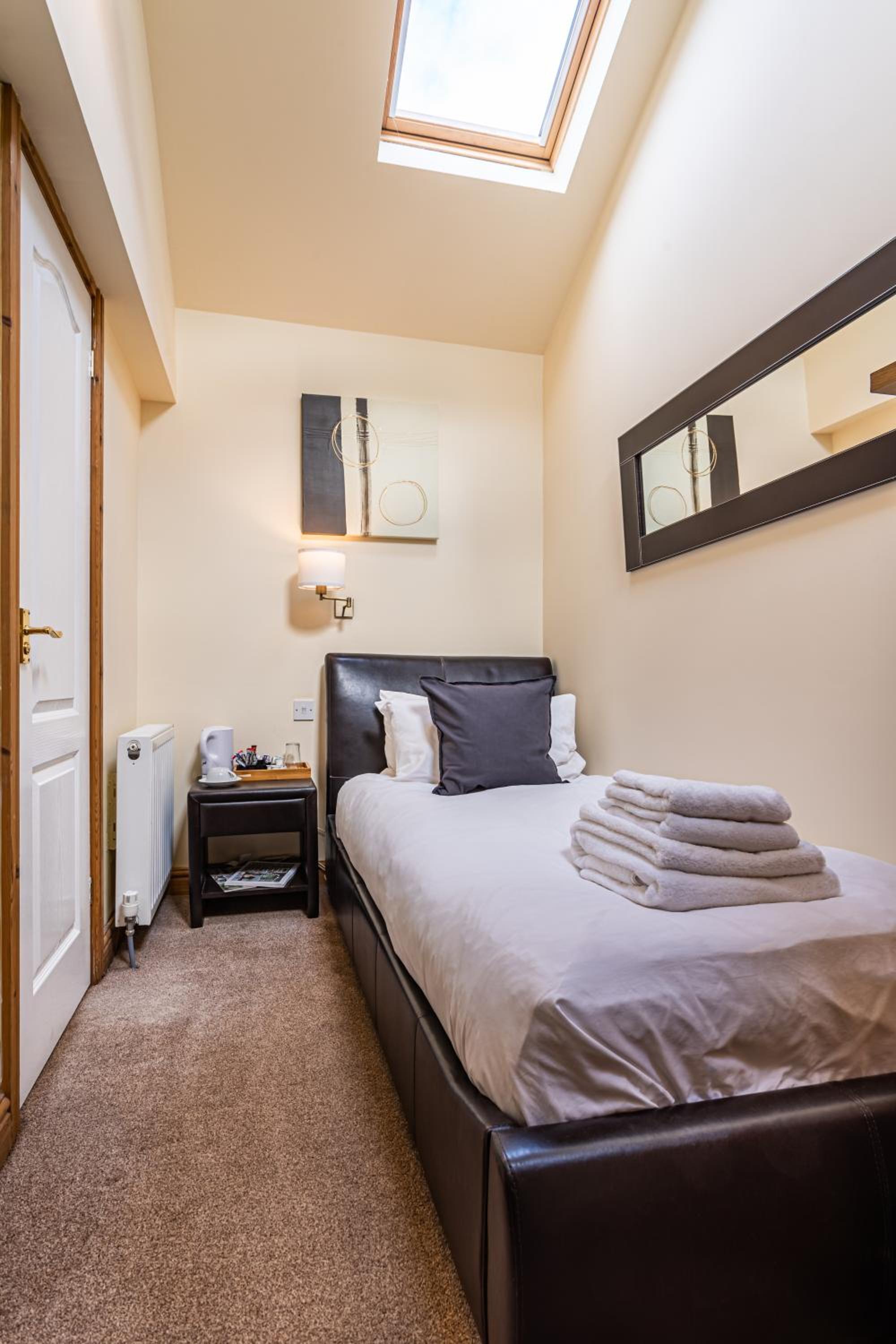 Small Single Room