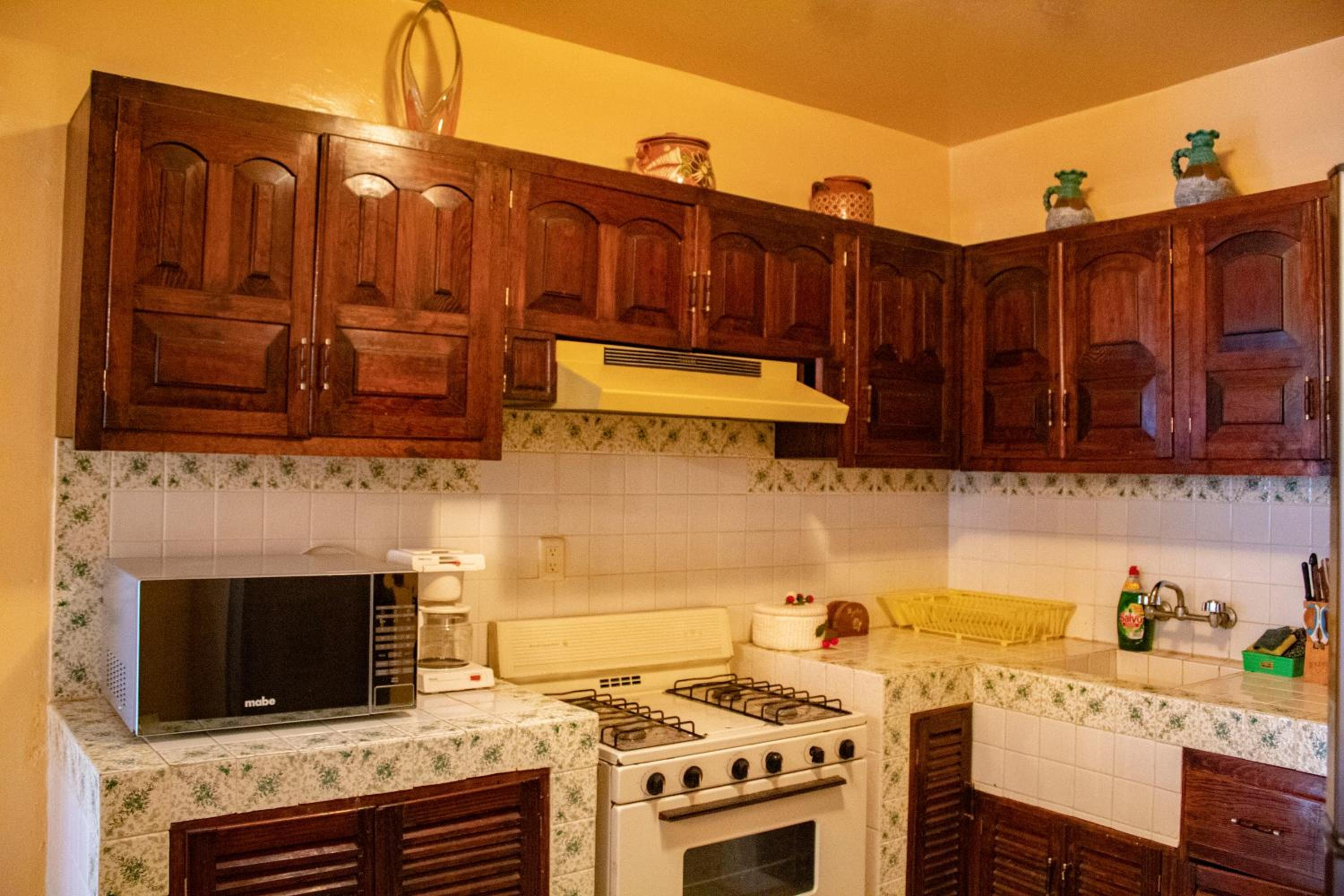 Three-Bedroom House - Photo 31
