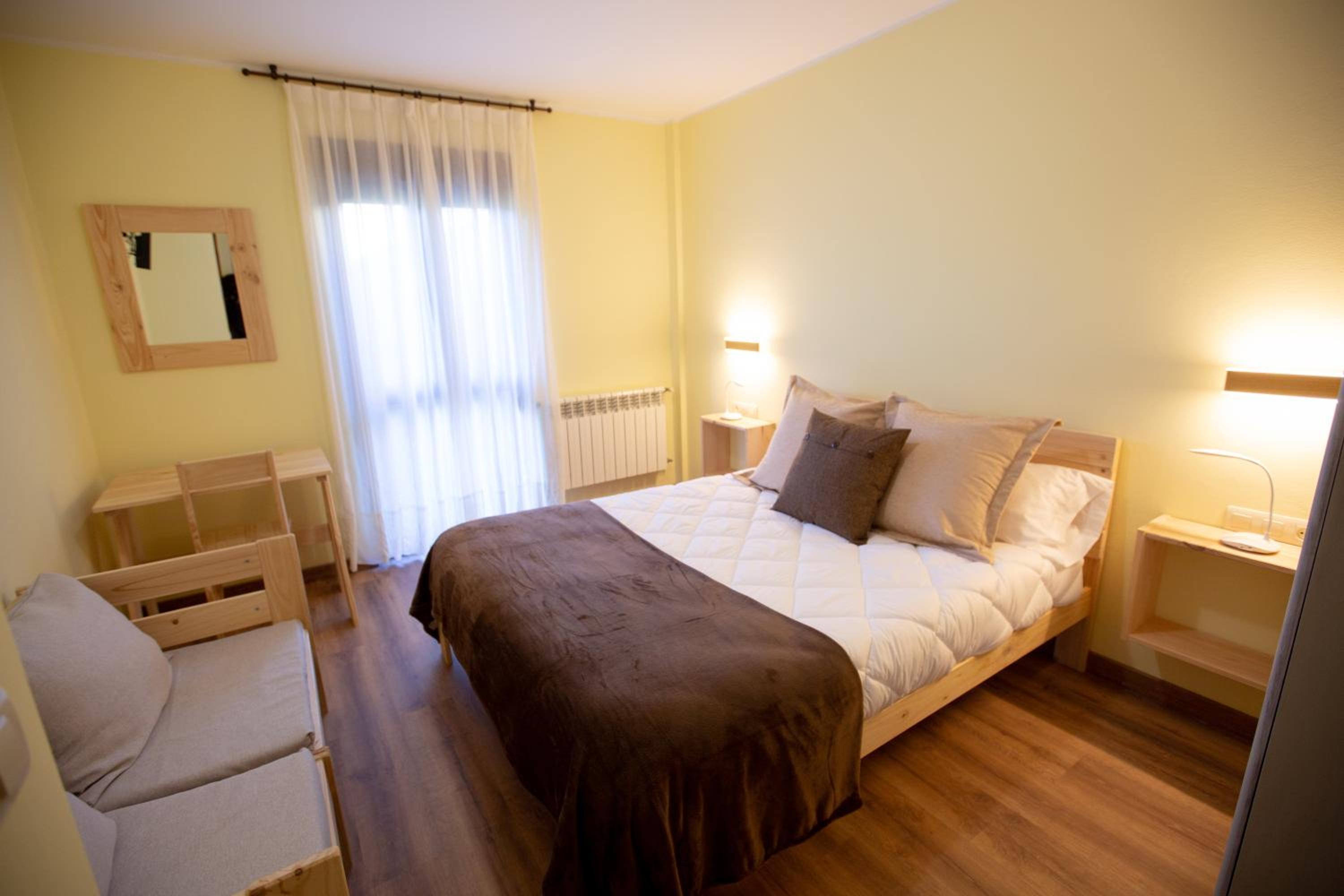 Double or Twin Room - Photo 13