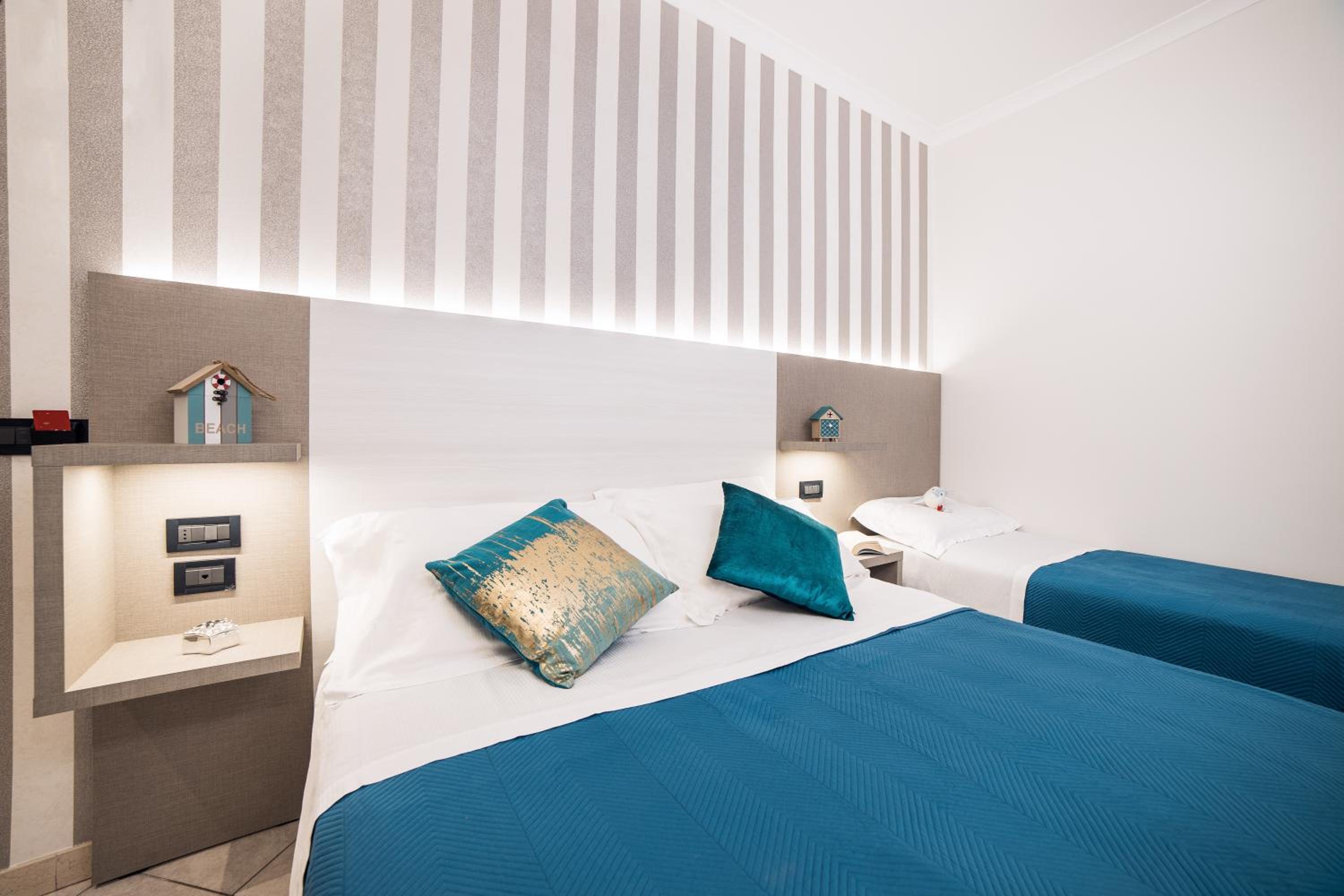 Triple Room - Photo 2