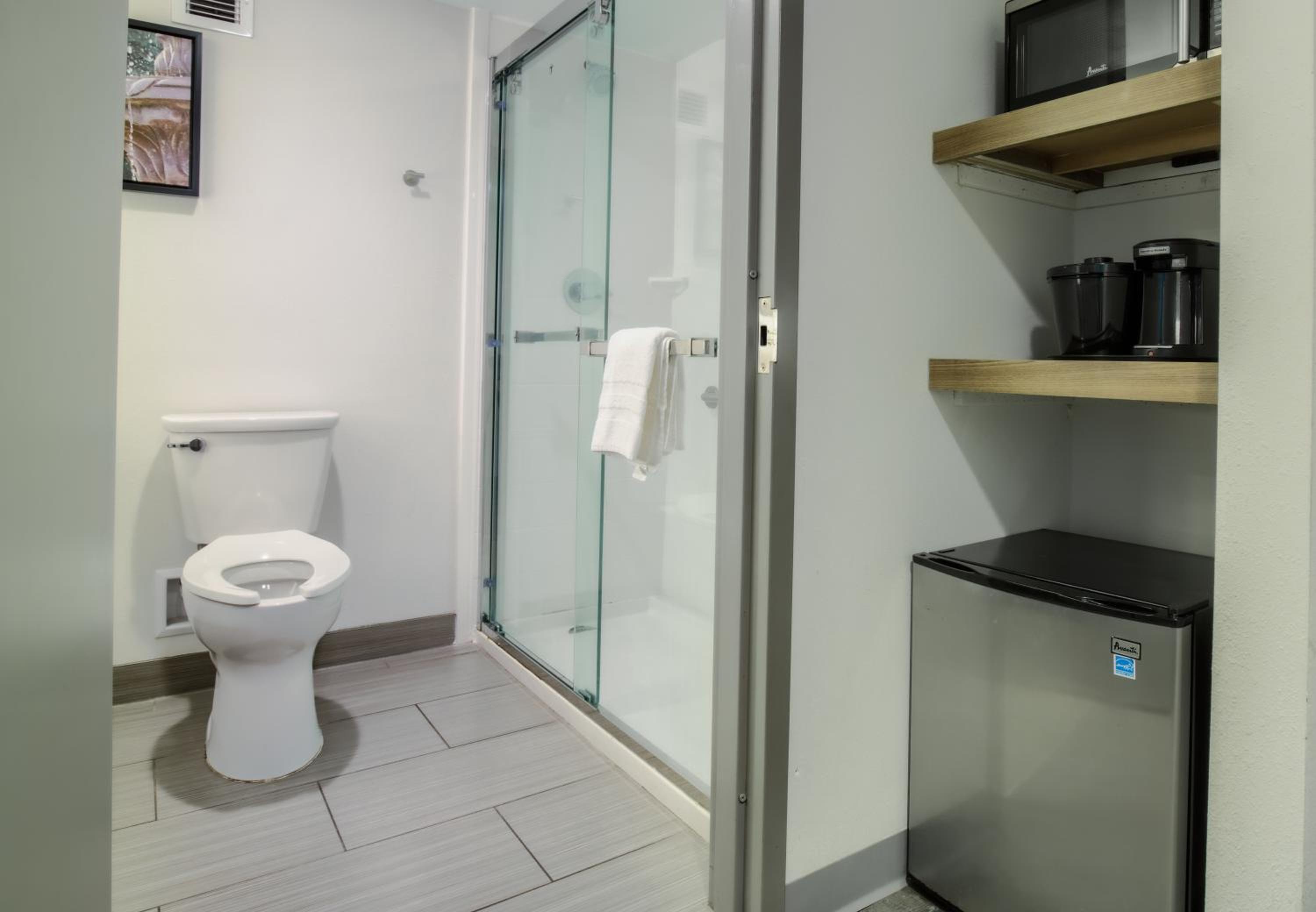 King Room - Mobility Access/Non-Smoking
