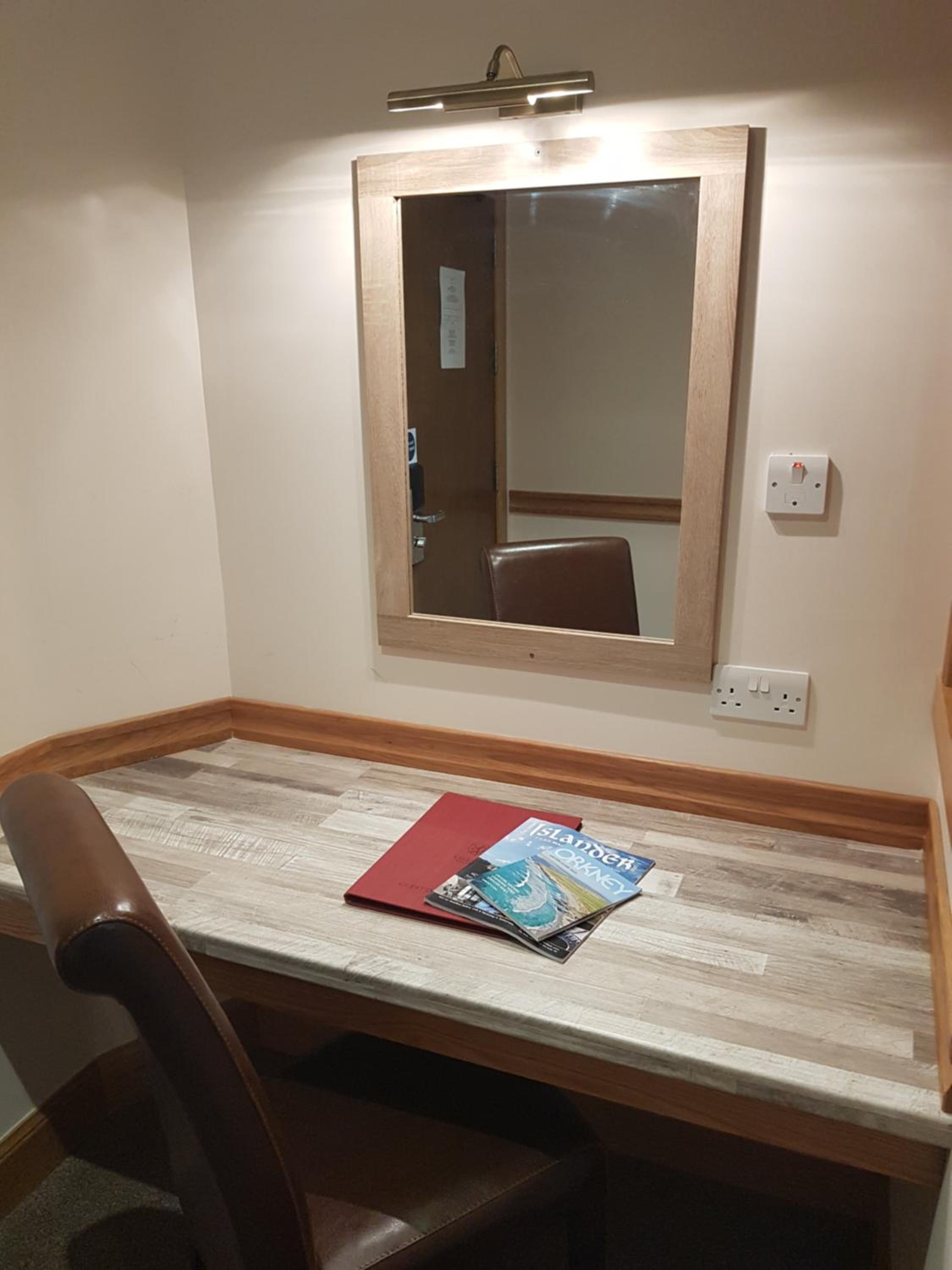Single Room photo 3