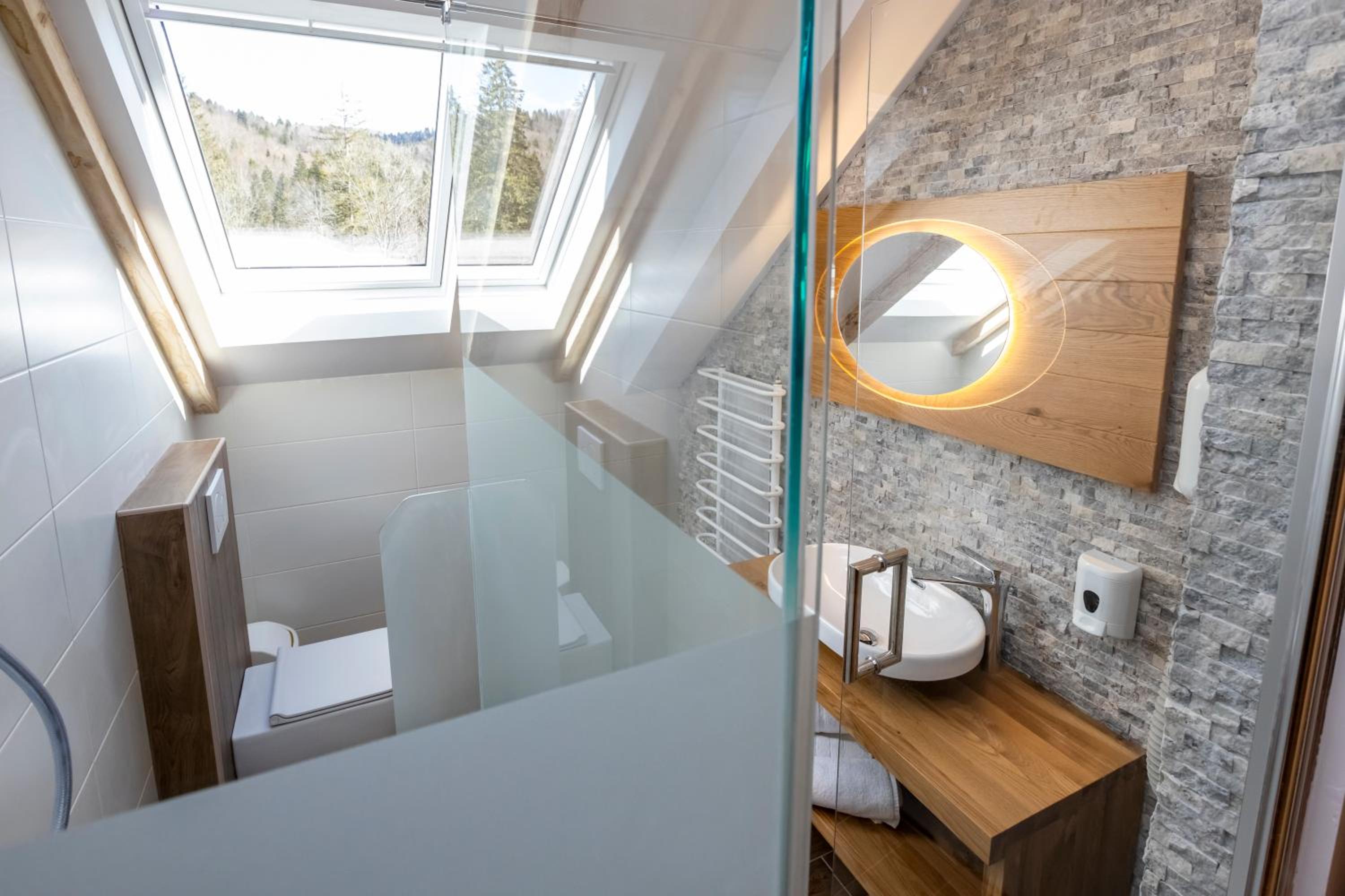 Double Room - Photo 14