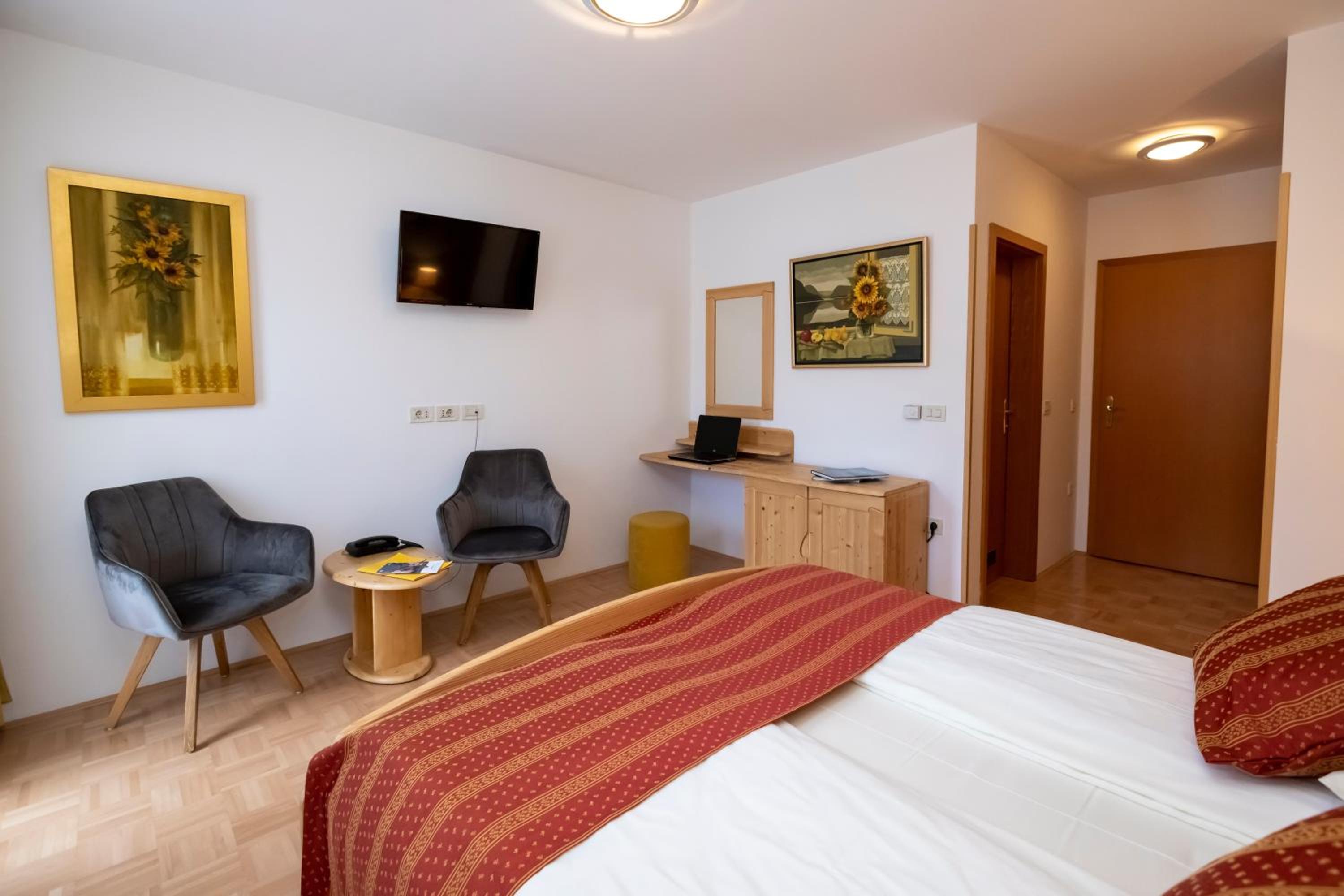 Double Room - Photo 21
