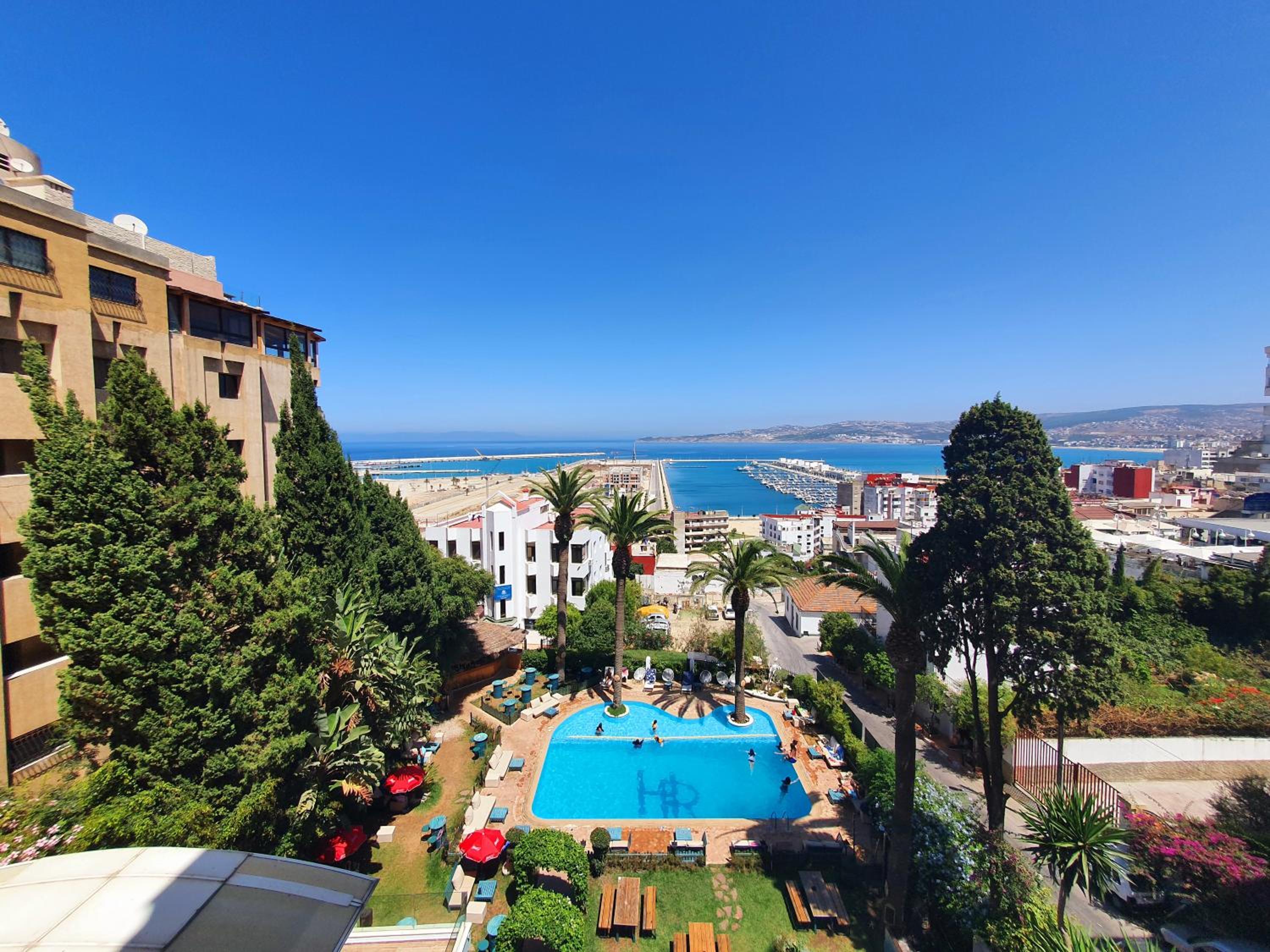 Deluxe Double Room with Sea View - Photo 4