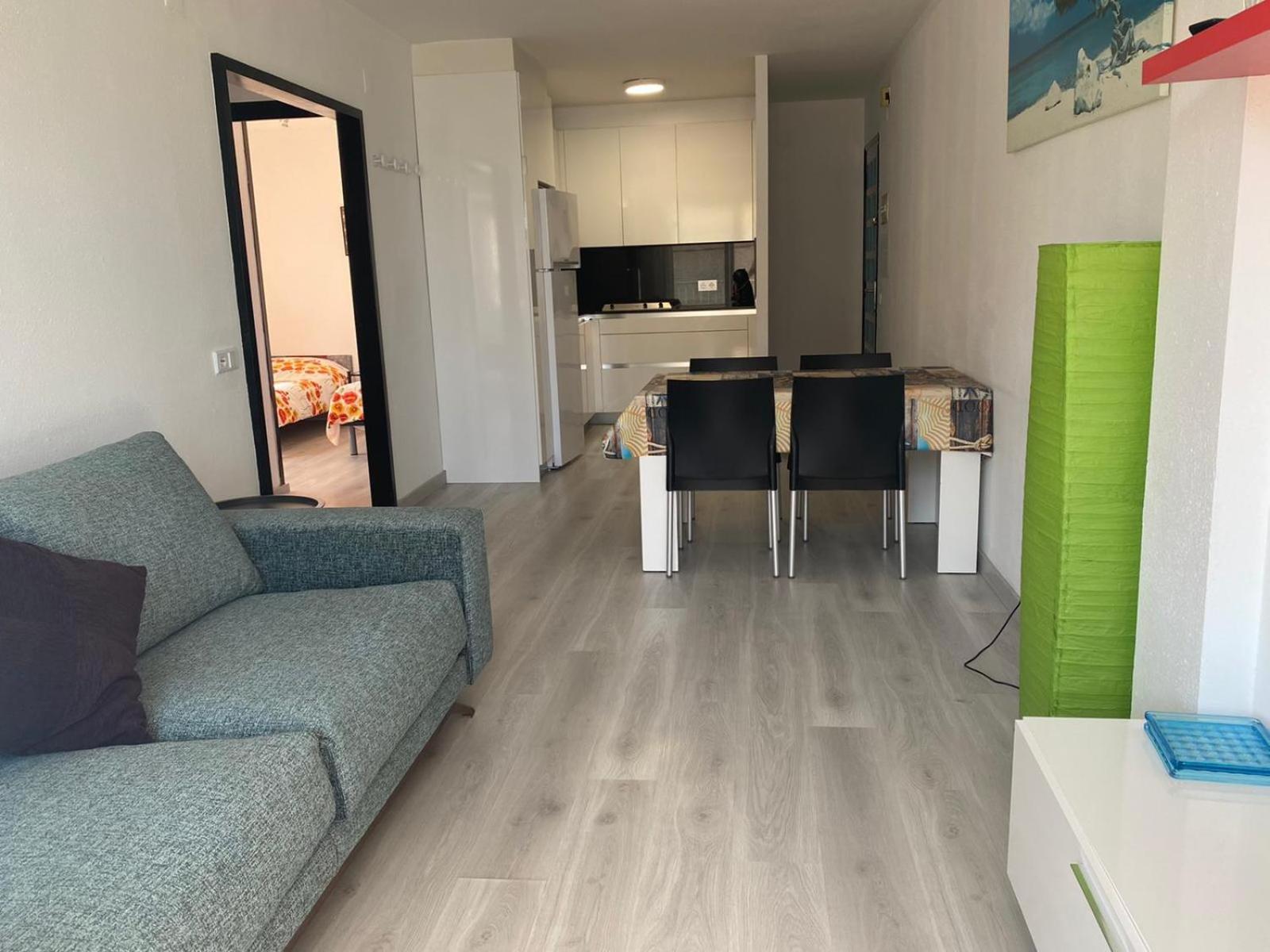 Apartamento con vista al mar