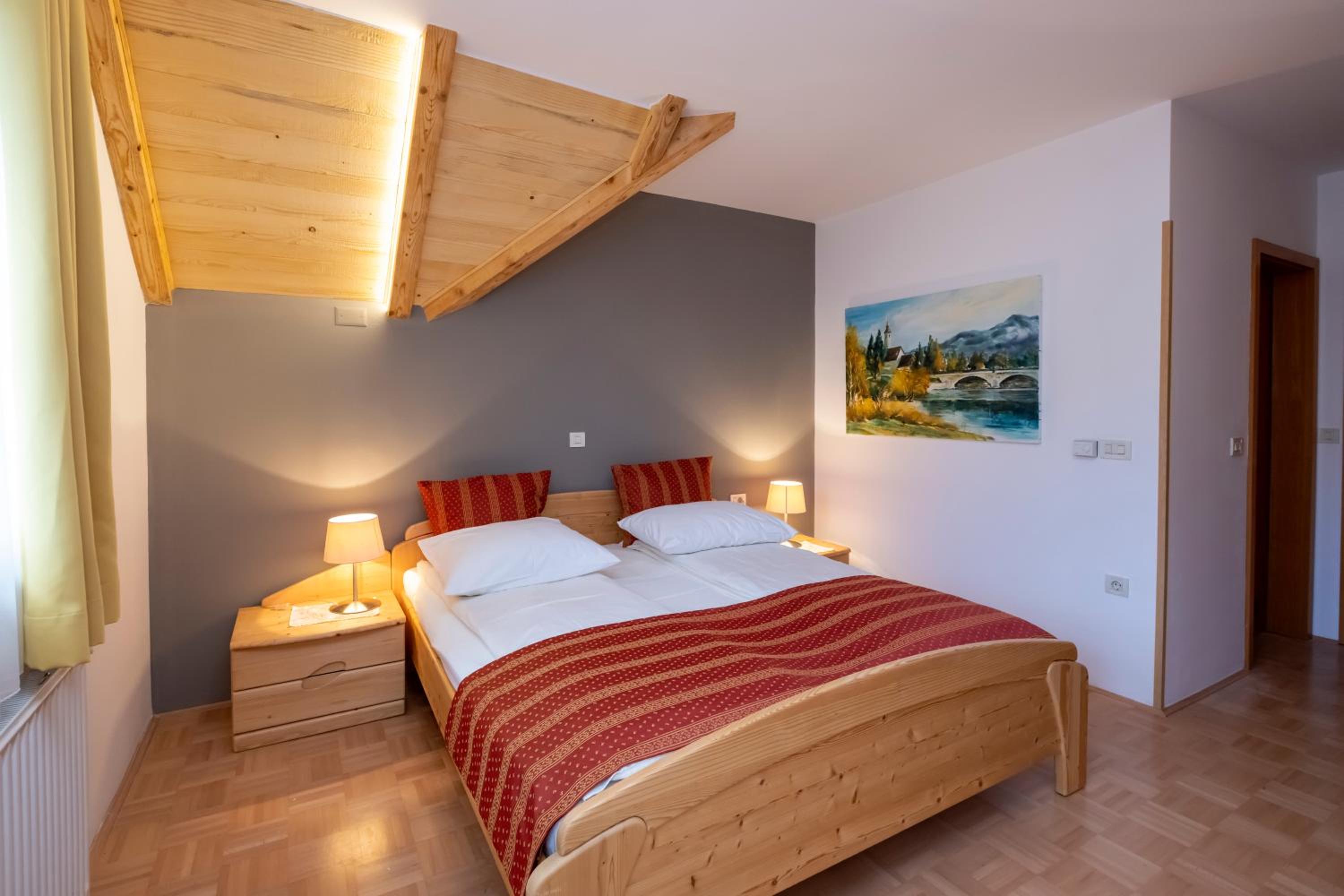 Double Room - Photo 2