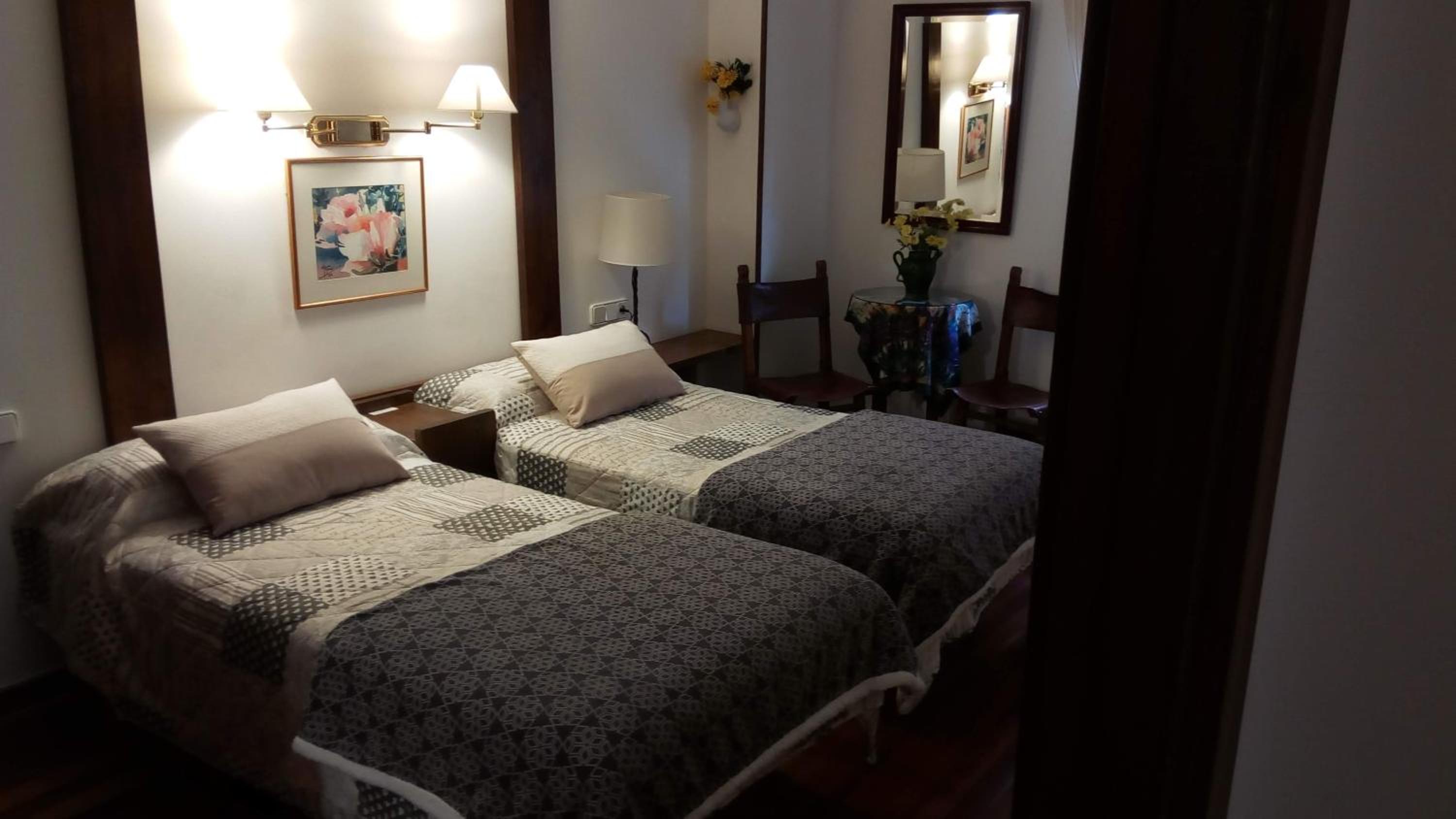 Standard Triple Room - Photo 6