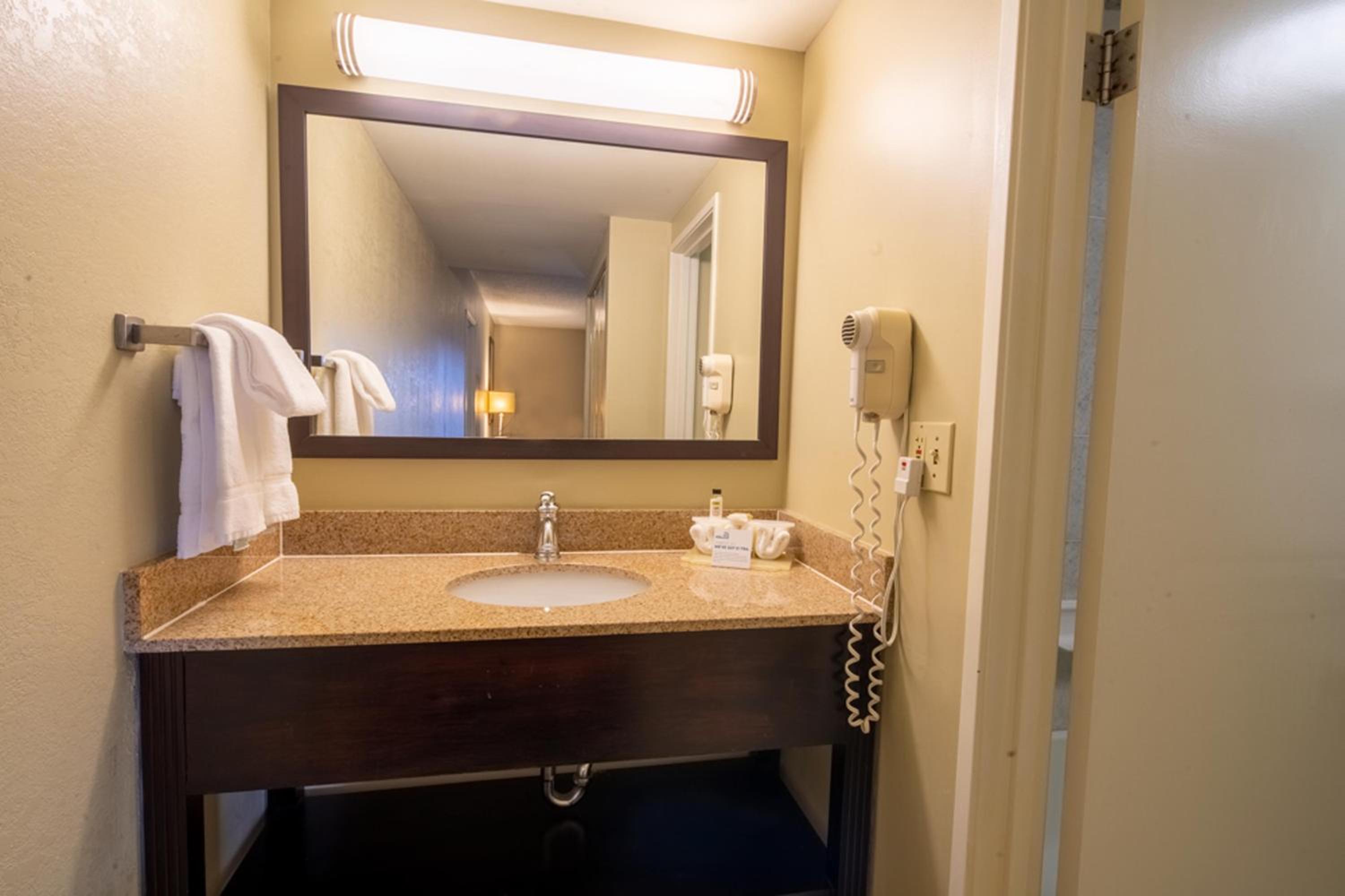 Standard Room - Photo 2