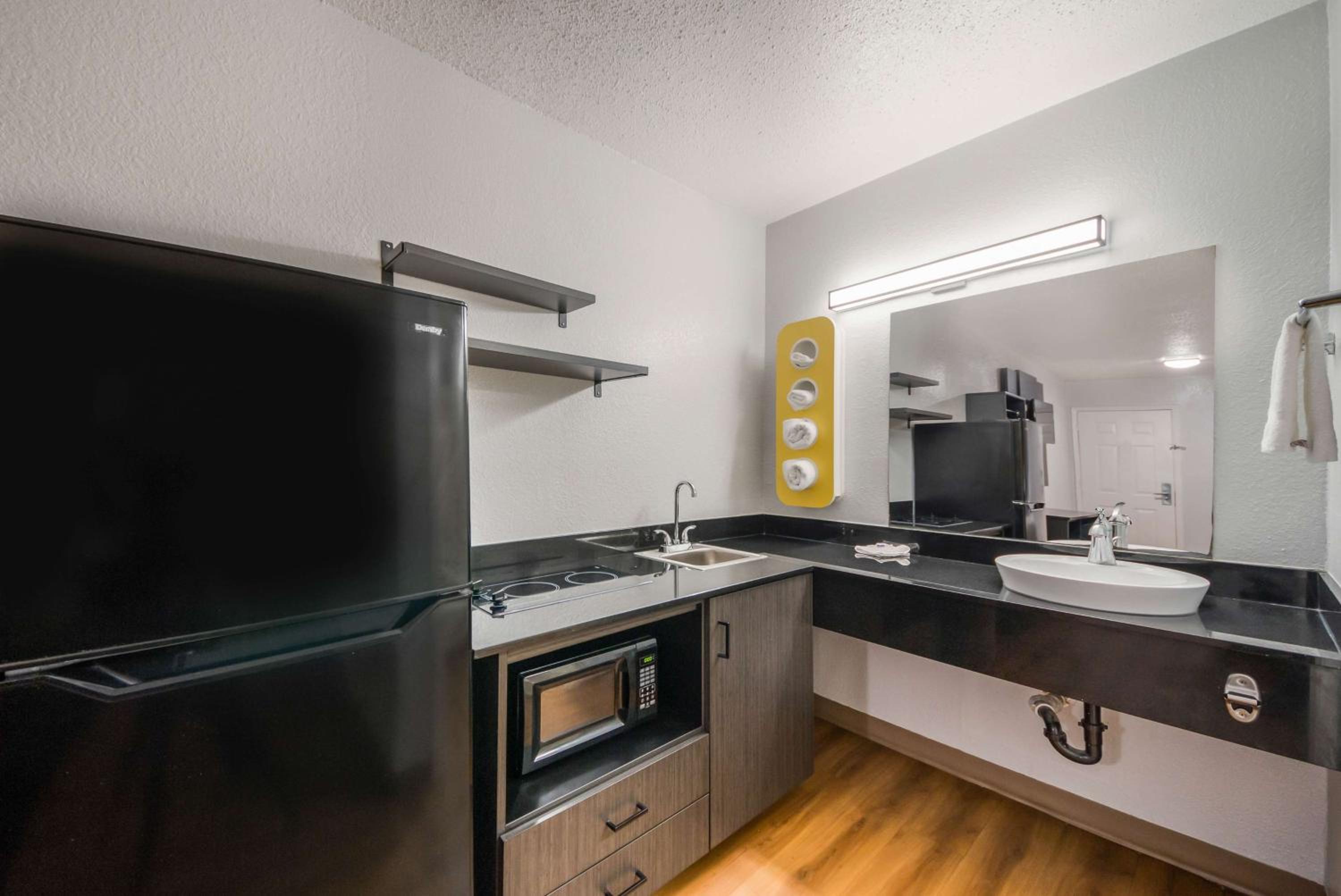 Deluxe Quadruple Room - Non-Smoking - Photo 5