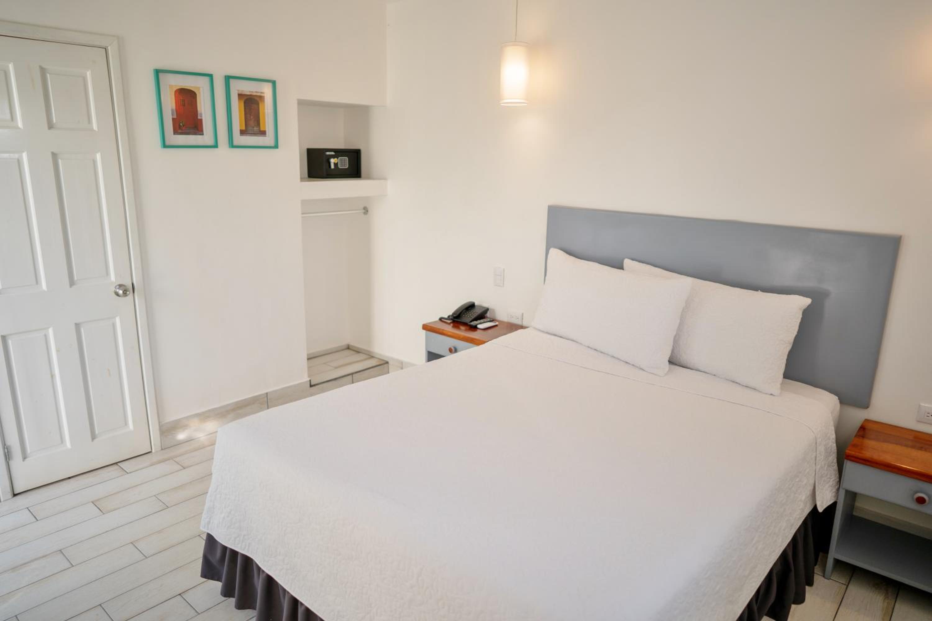 Single Room photo 2