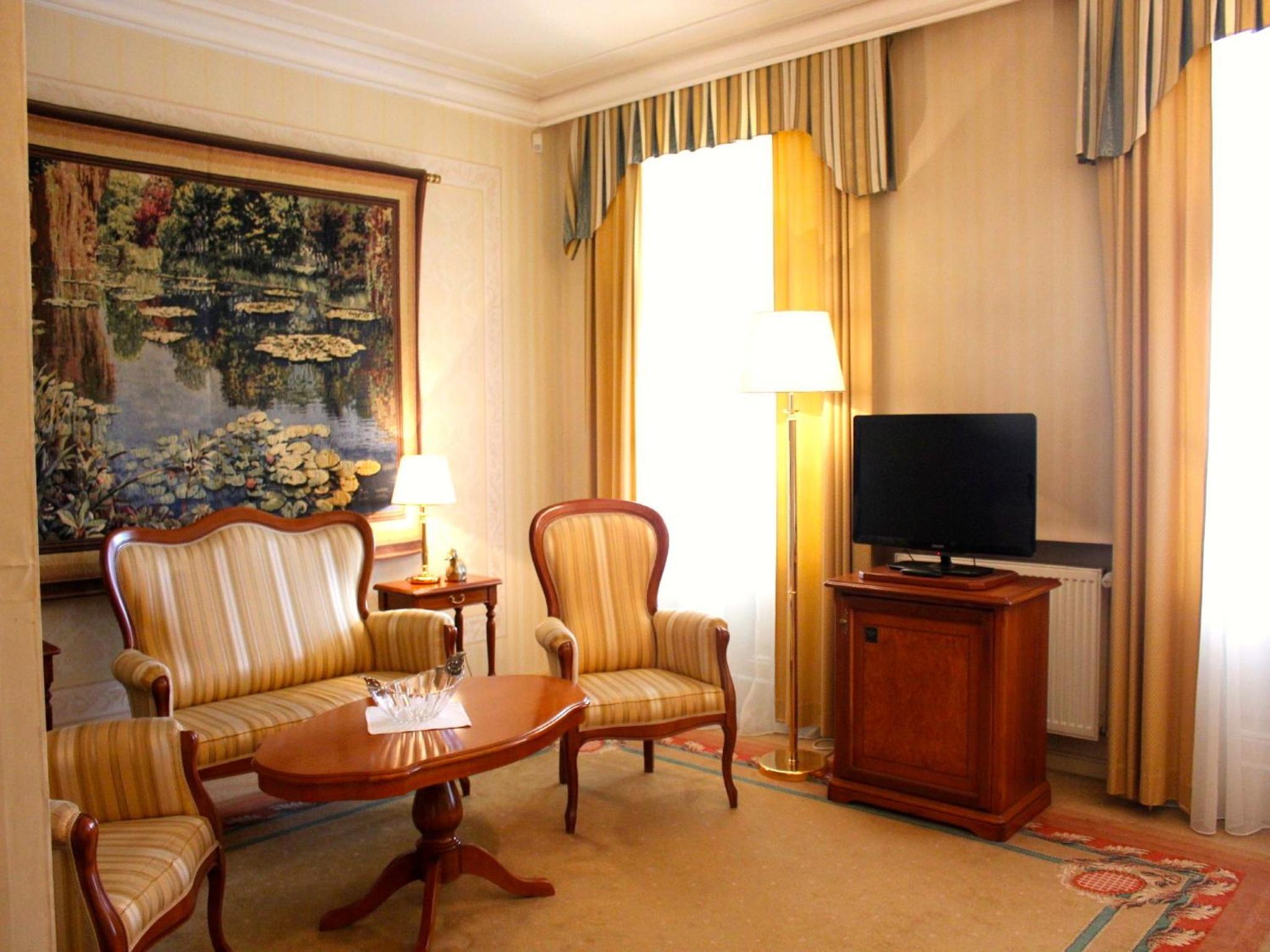 Junior Suite - Photo 1