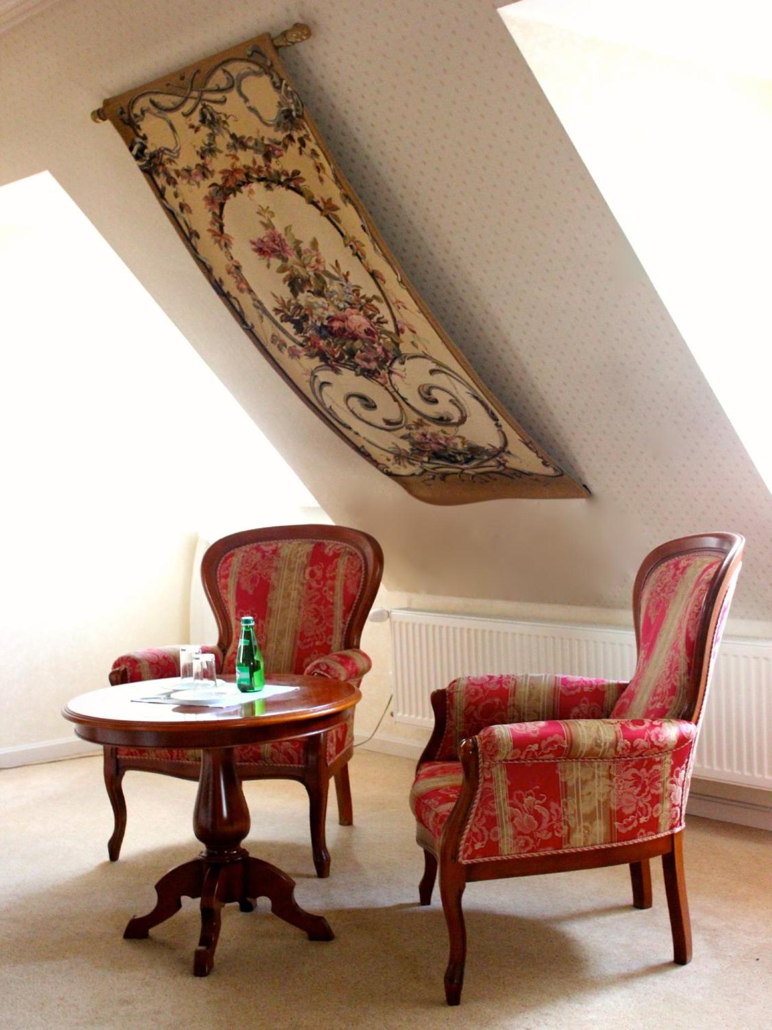 Double Room - Photo 5