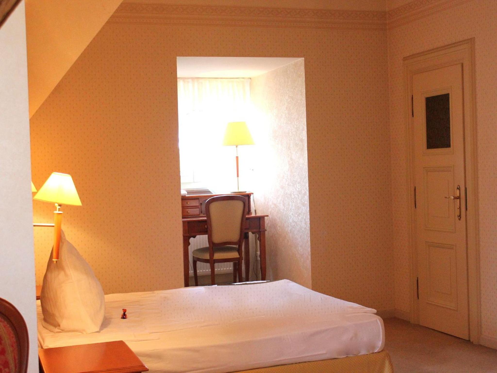 Double Room - Photo 10