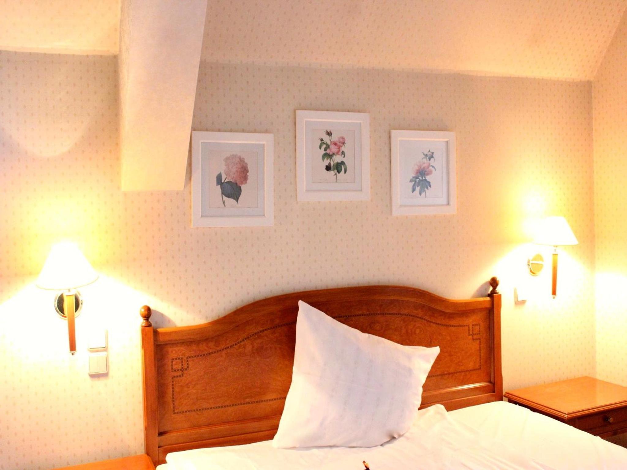 Double Room - Photo 7