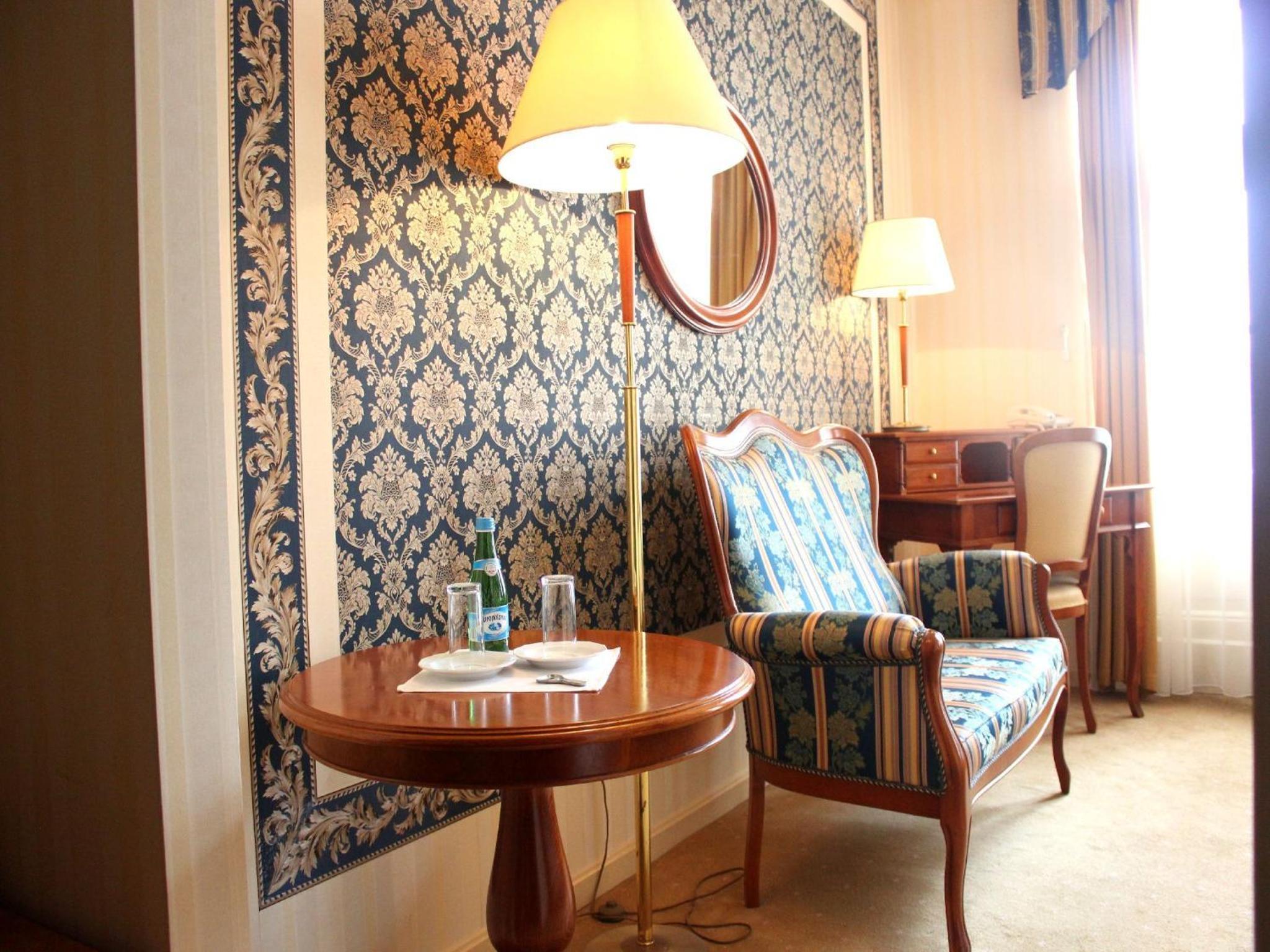 Twin Room - Photo 2