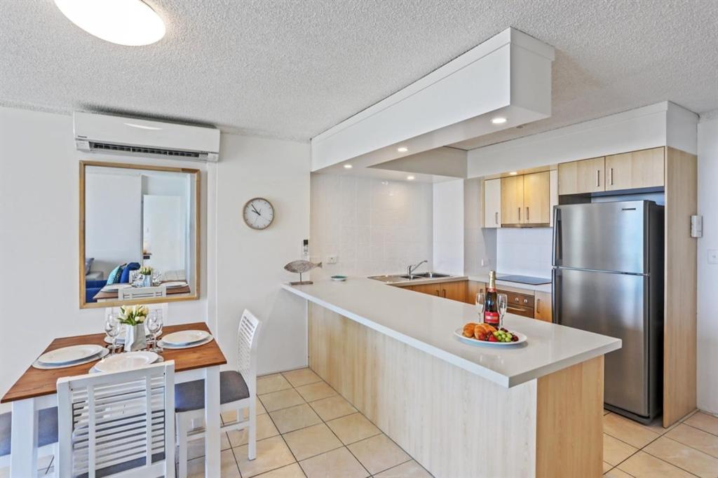 One-Bedroom Apartment thumbnail 5