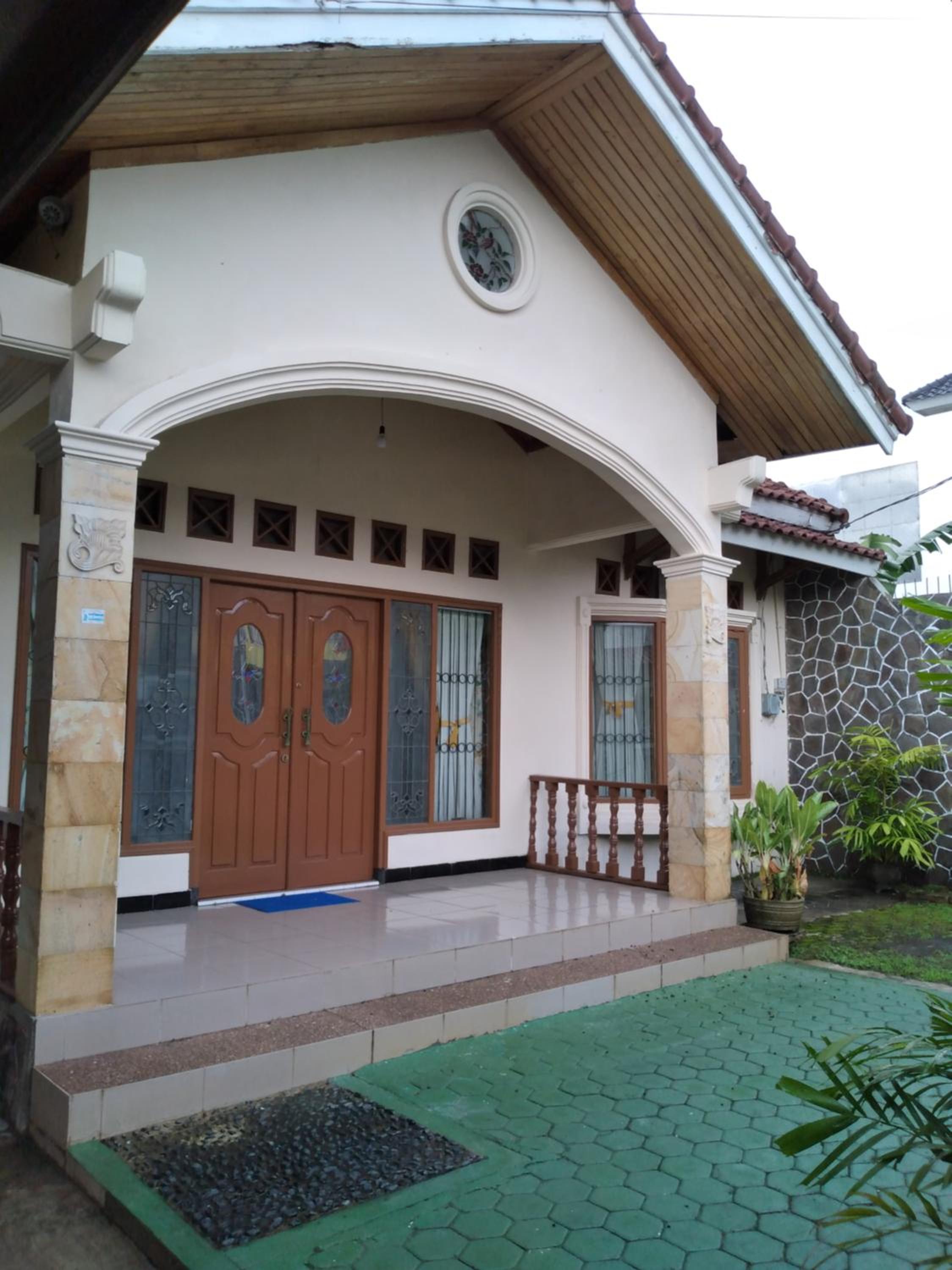 Four-Bedroom House photo 2