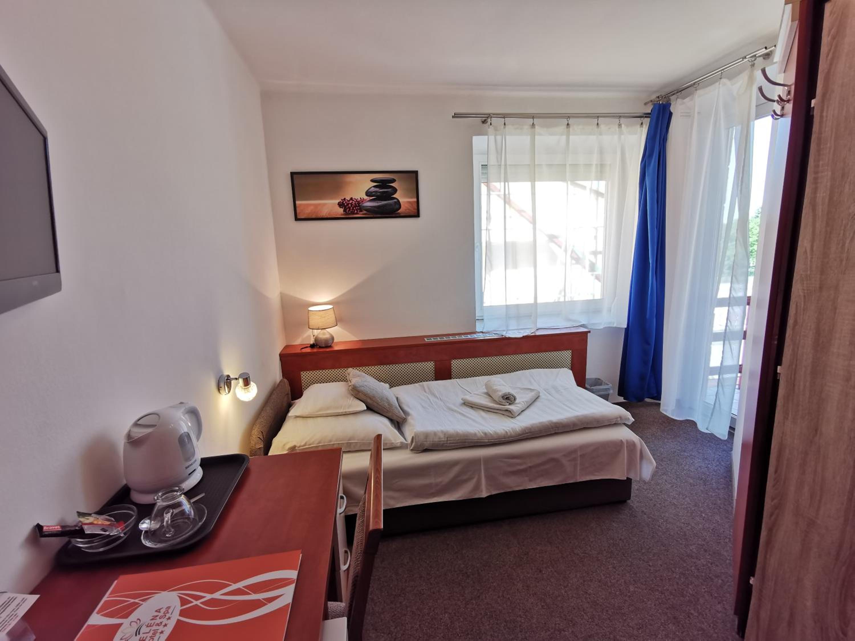 Single Room photo 2