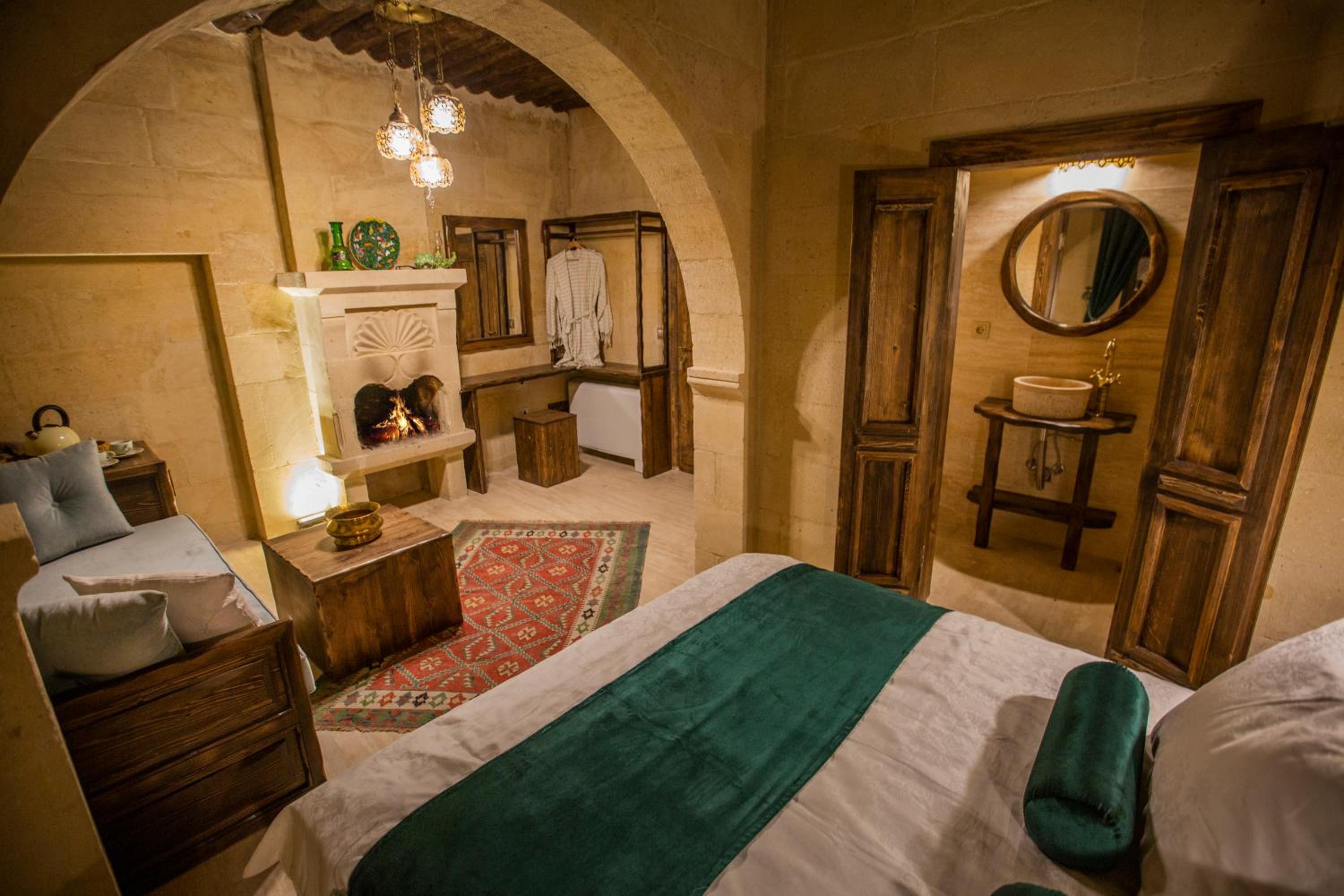 Deluxe Double Room photo 3