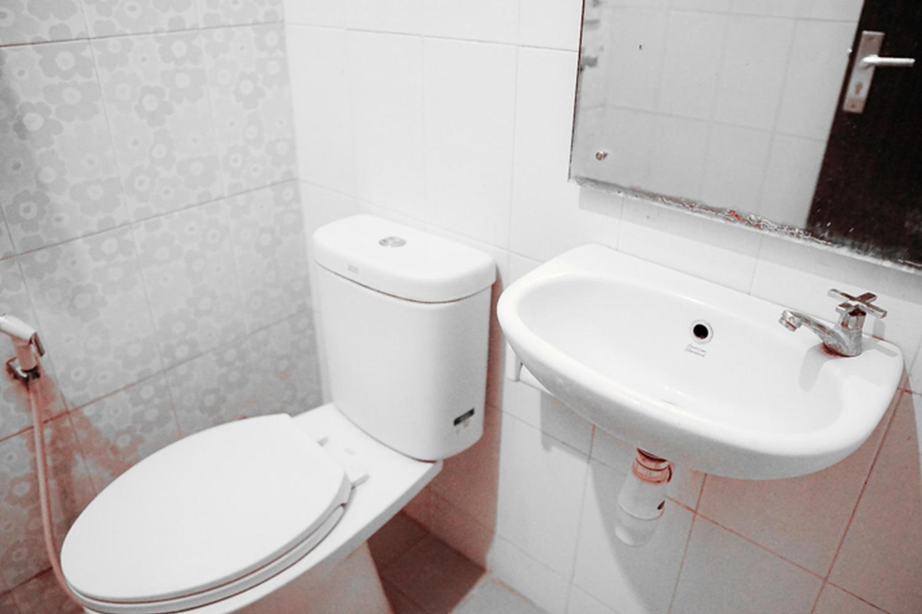 Twin Room - Photo 5