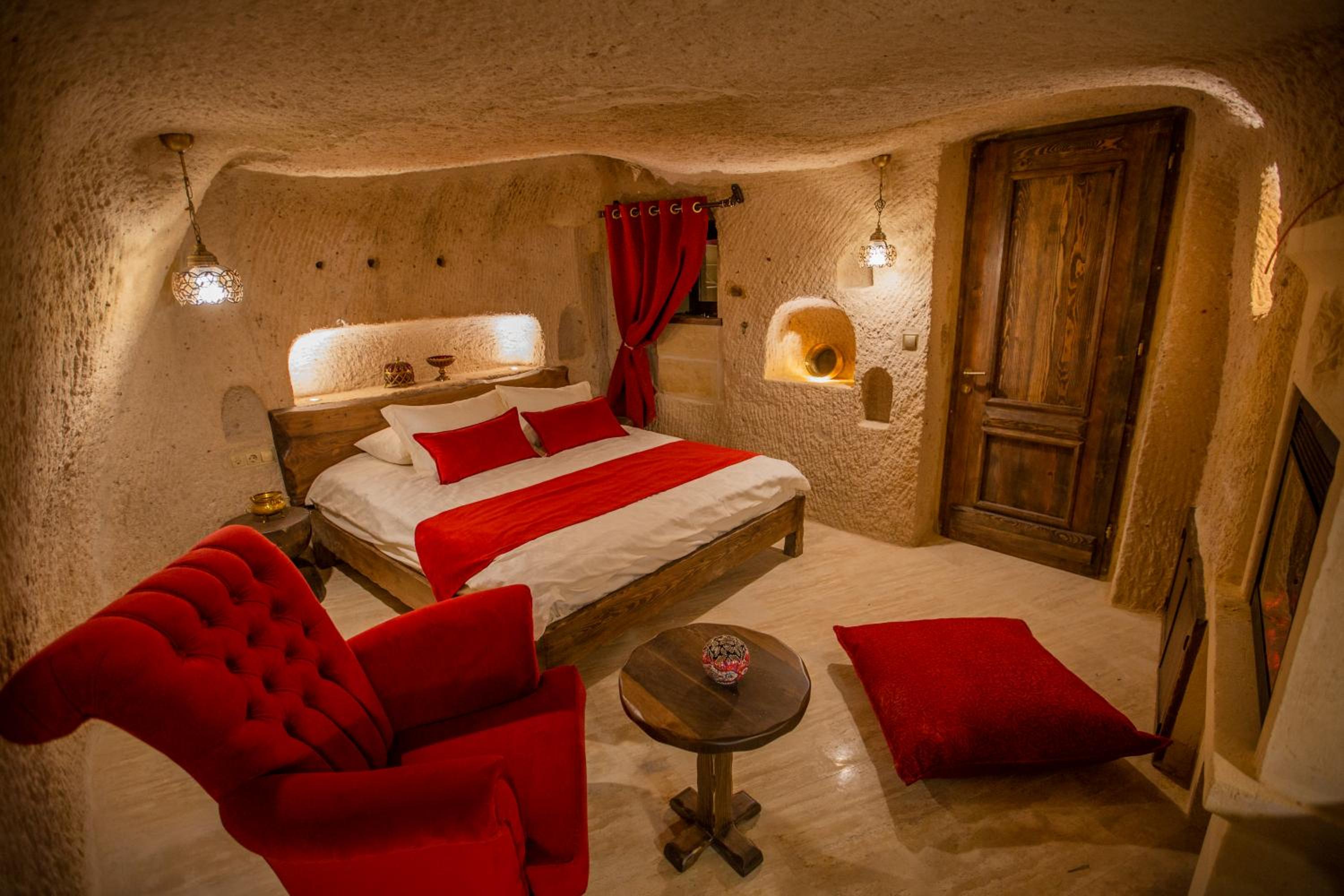 Deluxe Room - Photo 3