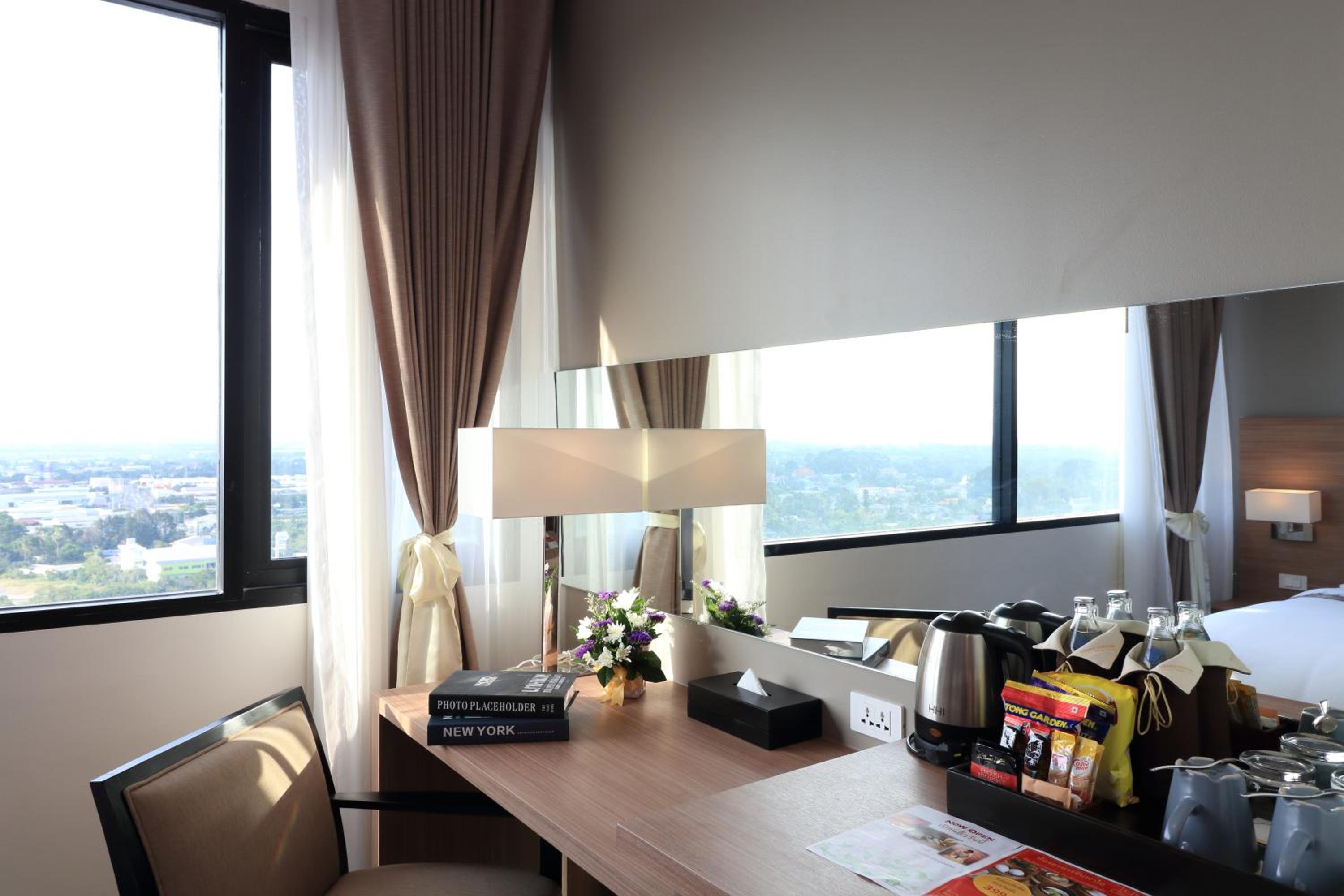 Superior King Room - Photo 5