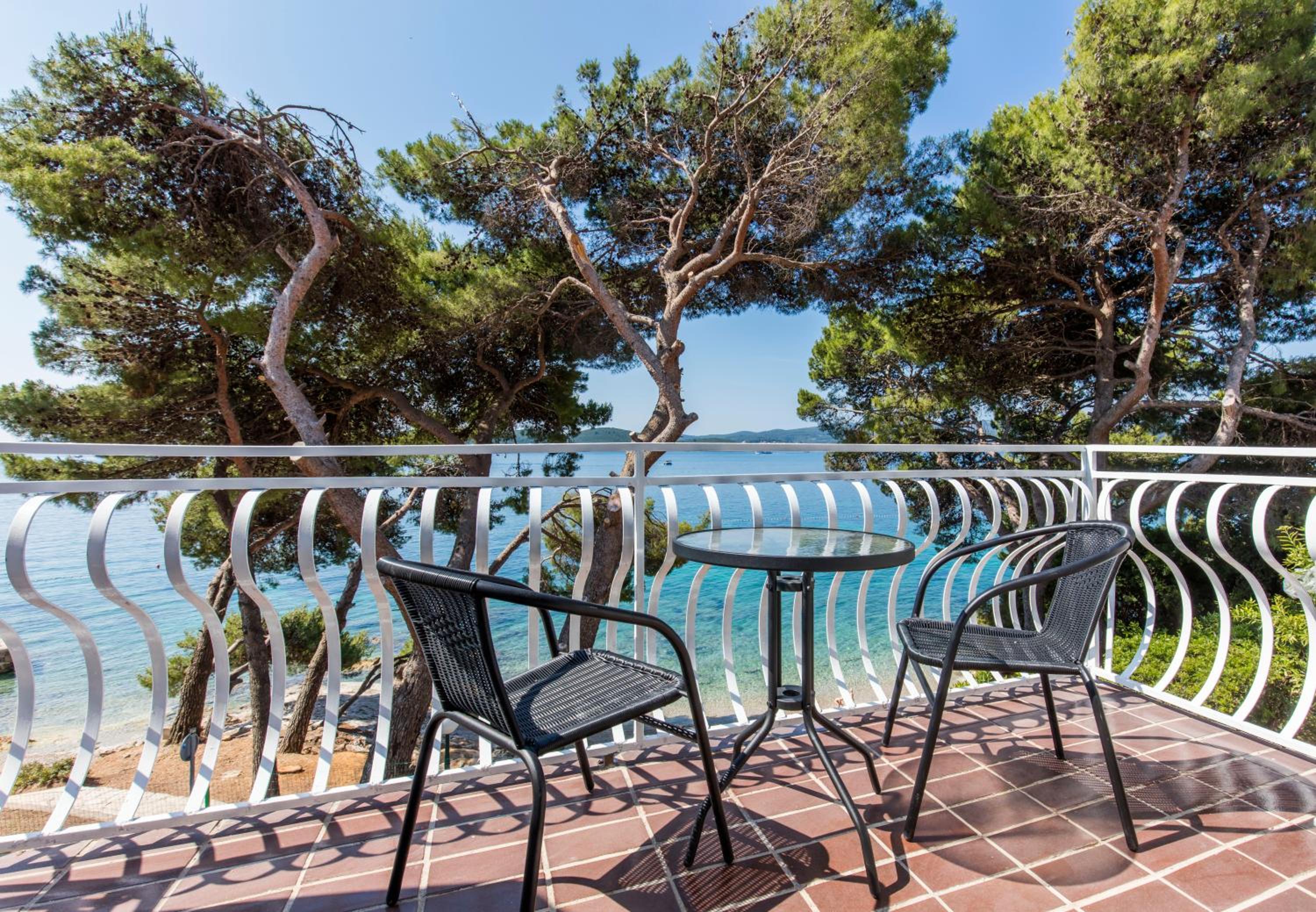 Superior Double Room with Seaside Balcony  - Photo 3