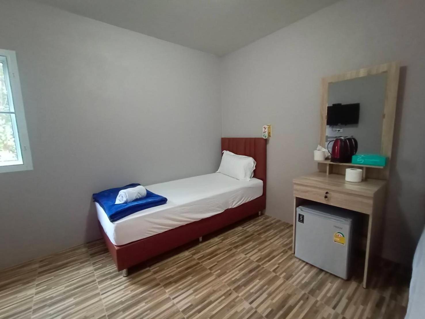 Family Studio - Photo 3