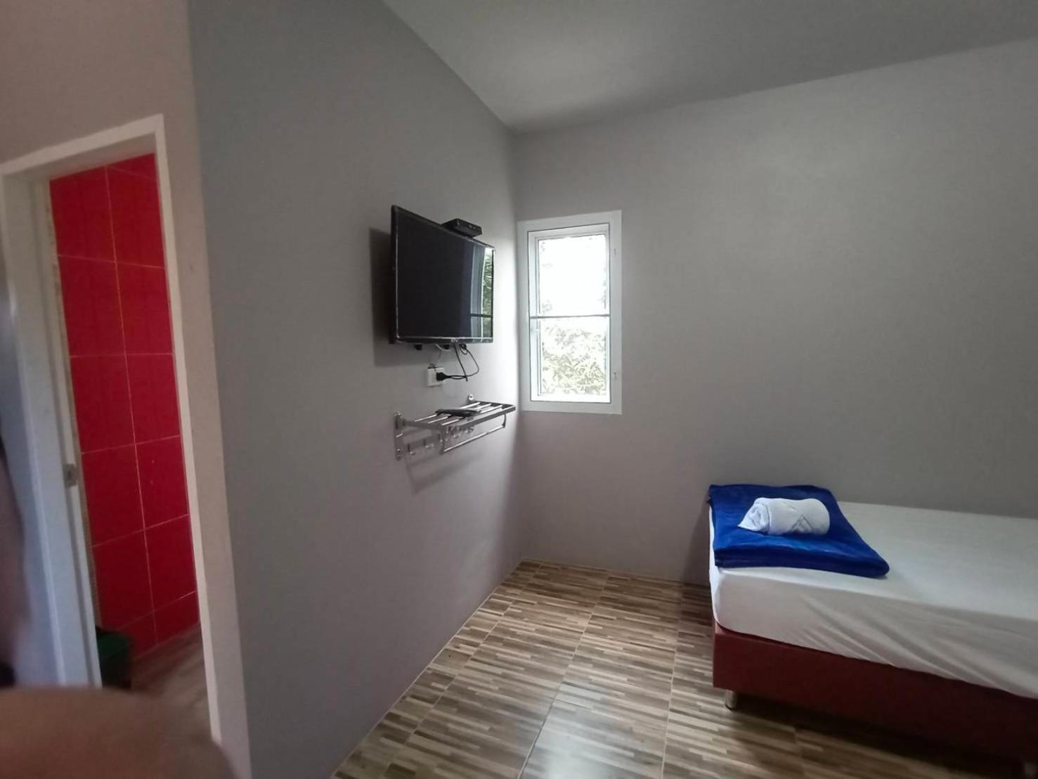 Family Studio - Photo 2