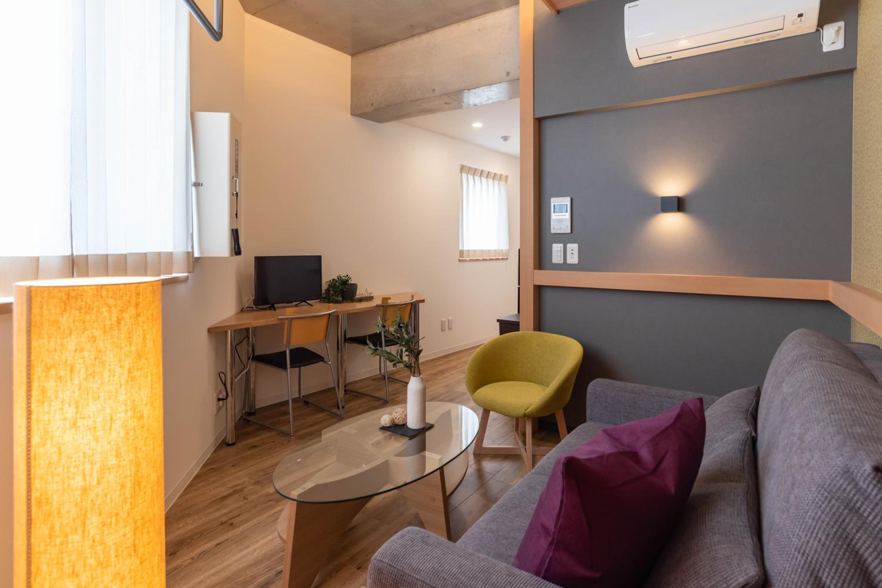 One-Bedroom Apartment