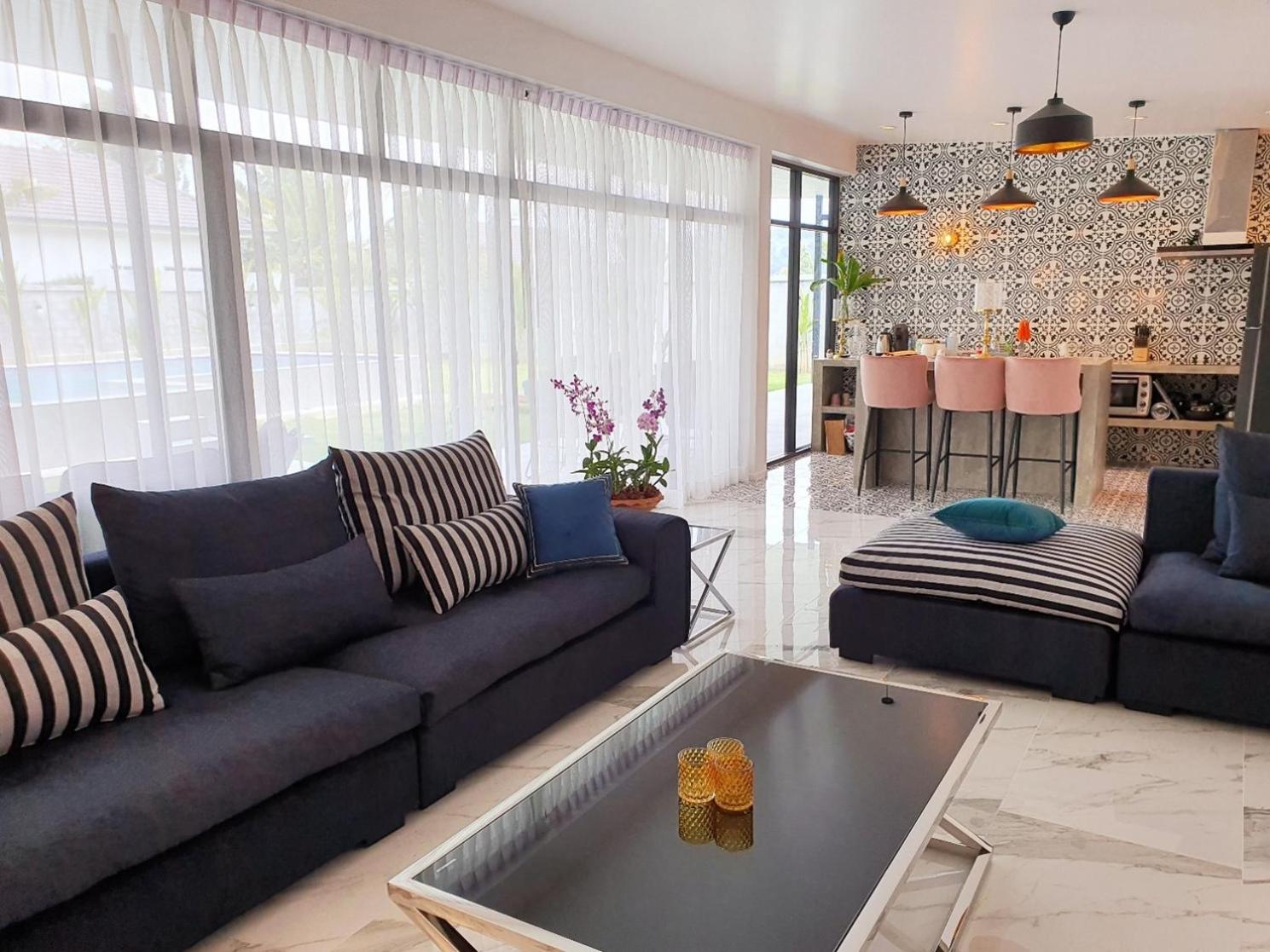 Three-Bedroom Villa photo 1