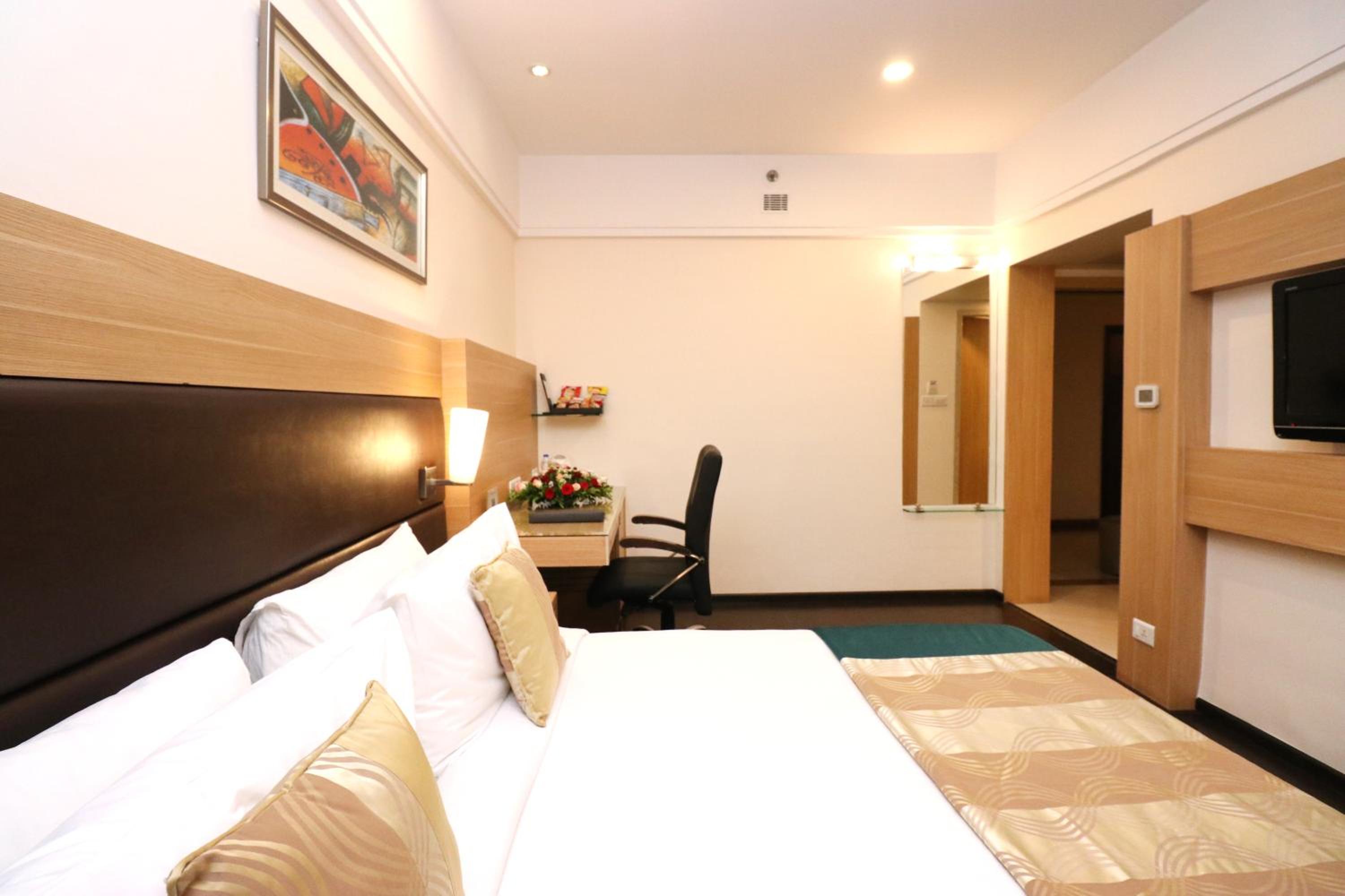 Deluxe Double or Twin Room photo 3