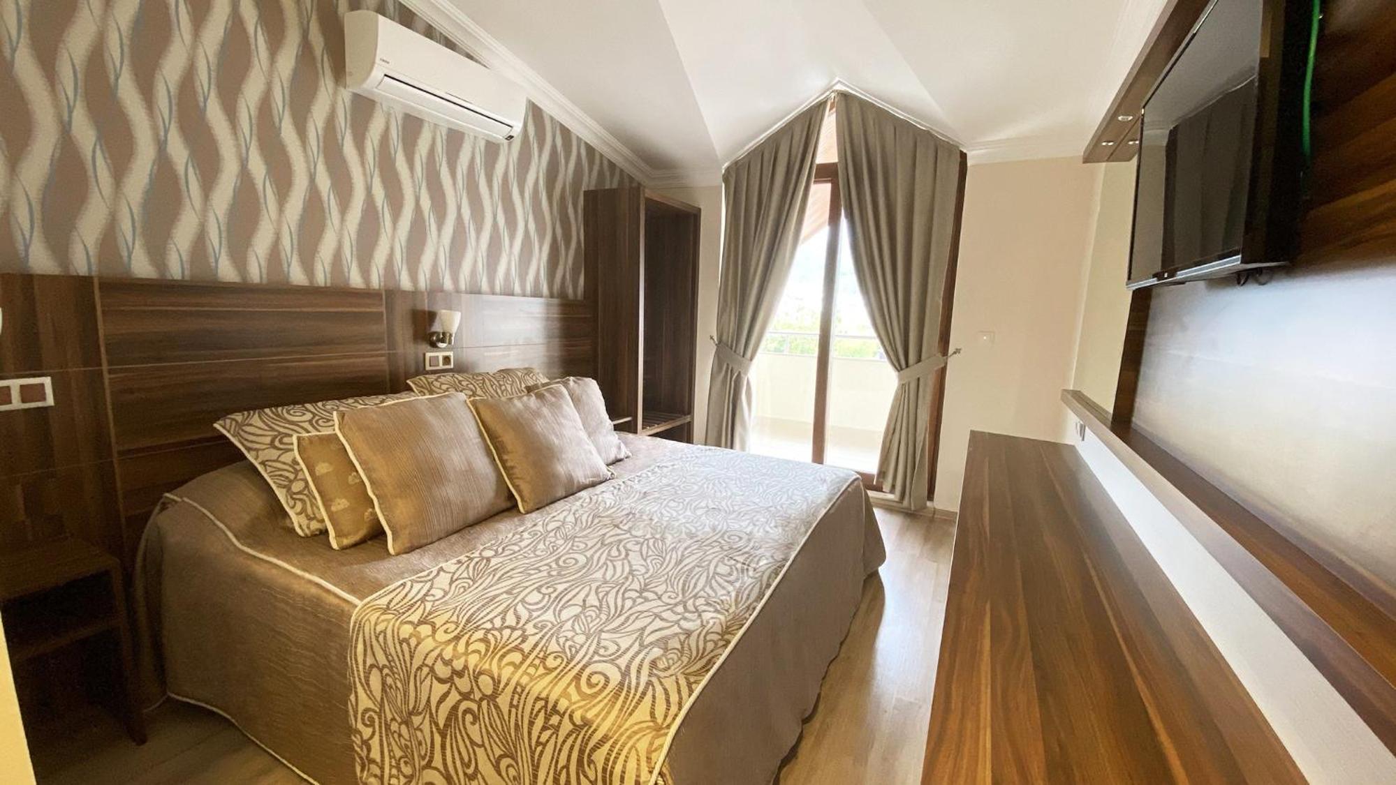 Standard Double Room - Photo 5