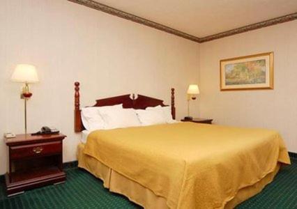 King Room - Non-Smoking photo 1