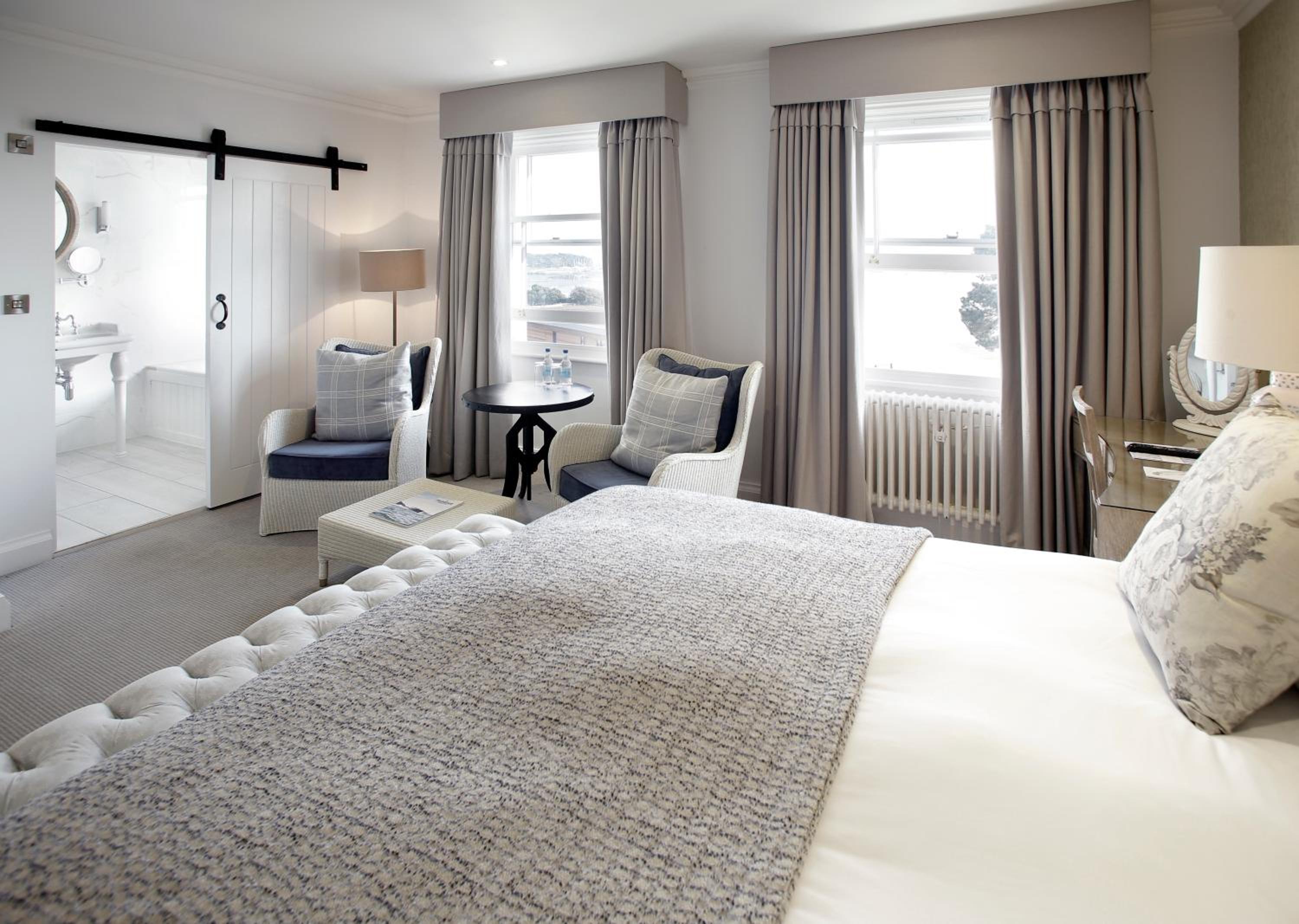 Deluxe Double Room with Harbor View photo 2